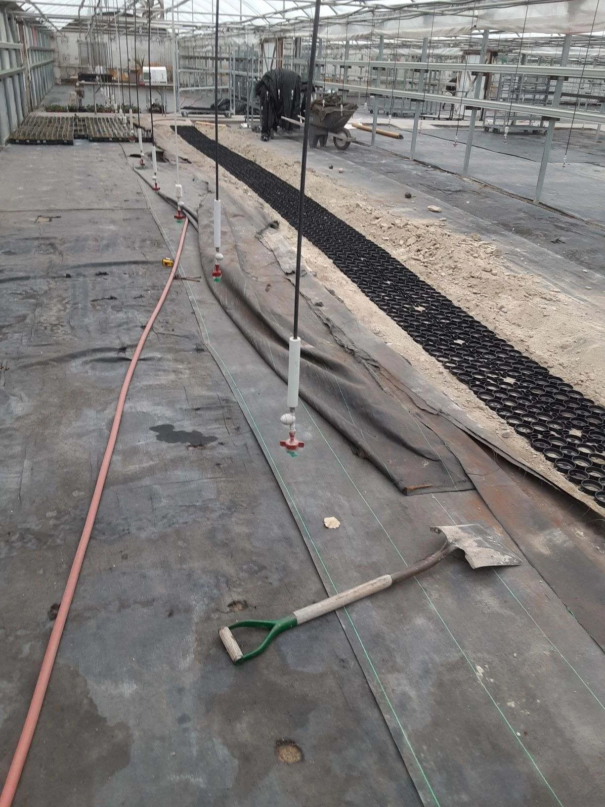 The TrueGrid aisle is in. Now ready for fill!