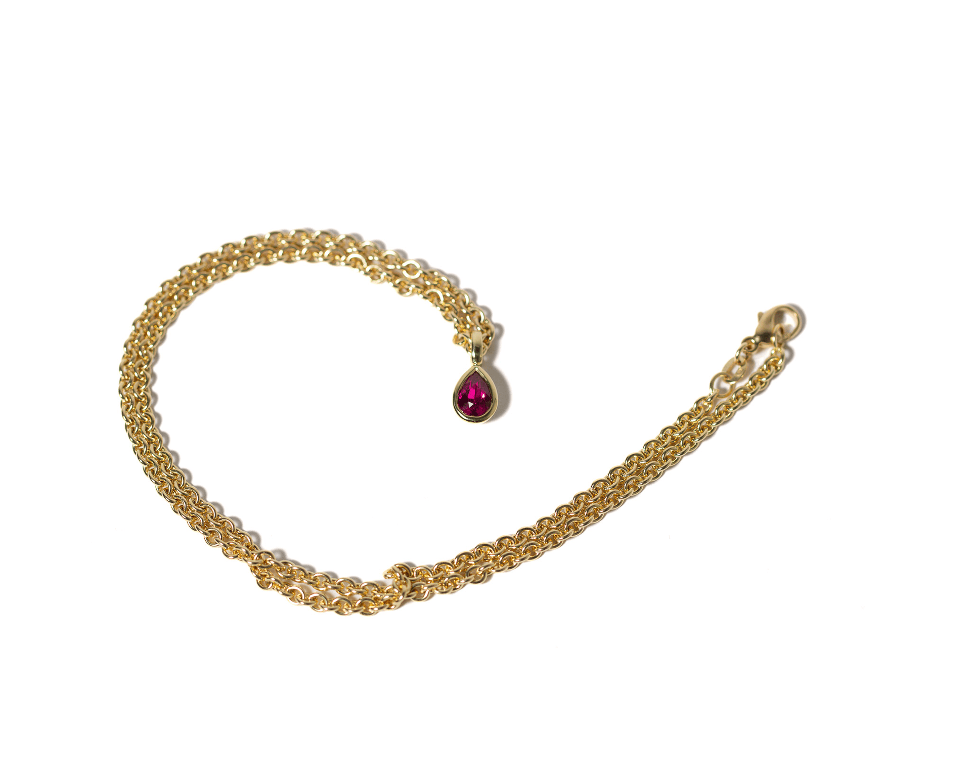 Poh_Pendant_Gold_Chain_Ruby.gif