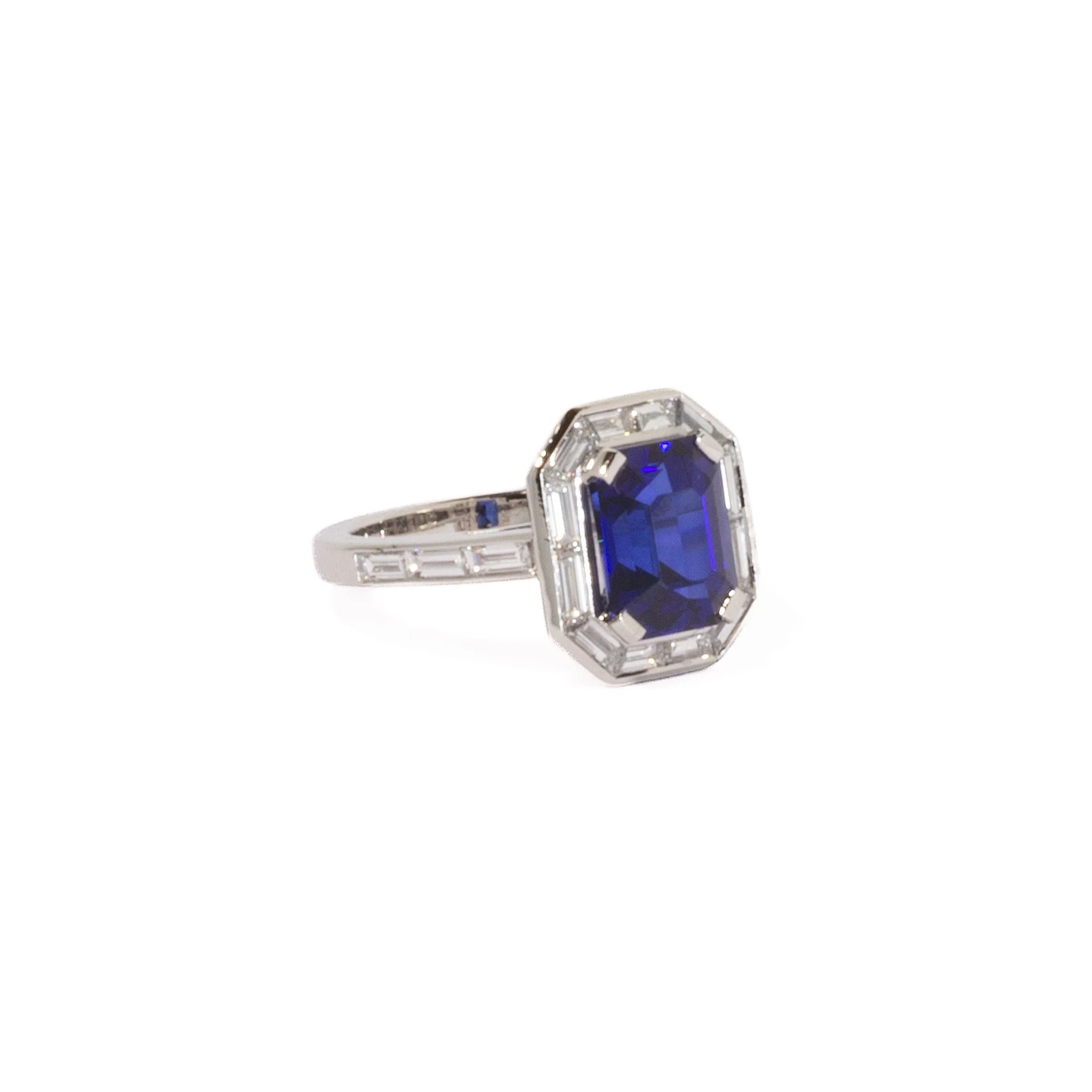 Poh_Ring_Platinum_Sapphire-2.jpg