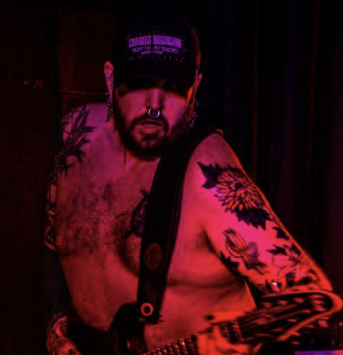 🎀 Danny Page - on being non-binary - just accept me as me &amp; leave me the fuck alone 🎀