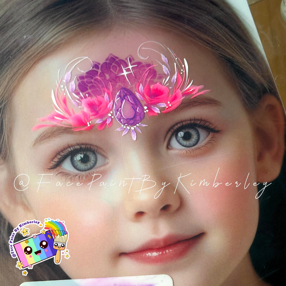 facepaint-on-practiceboard-of-gemstone-stencil
