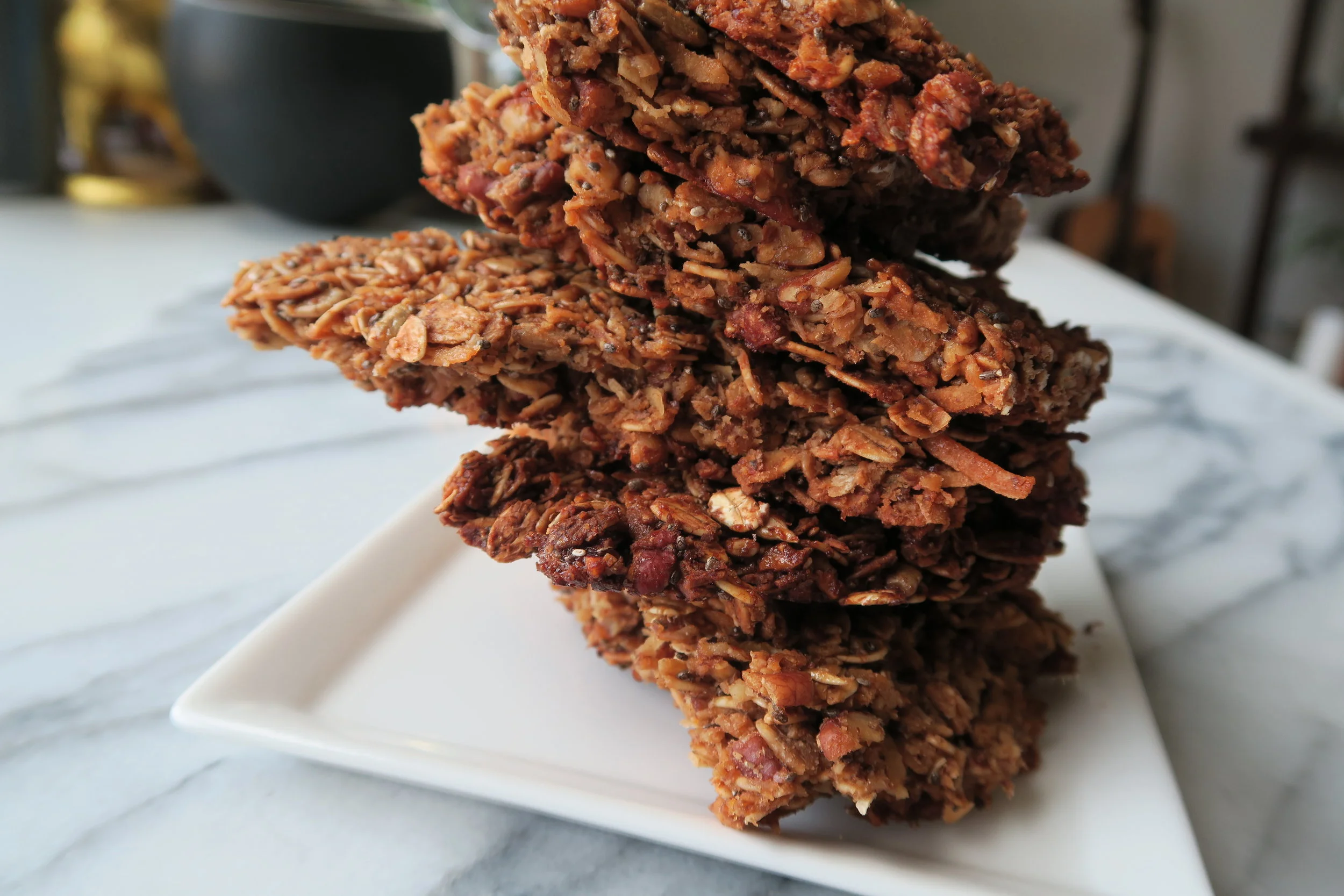GRANOLA BARK