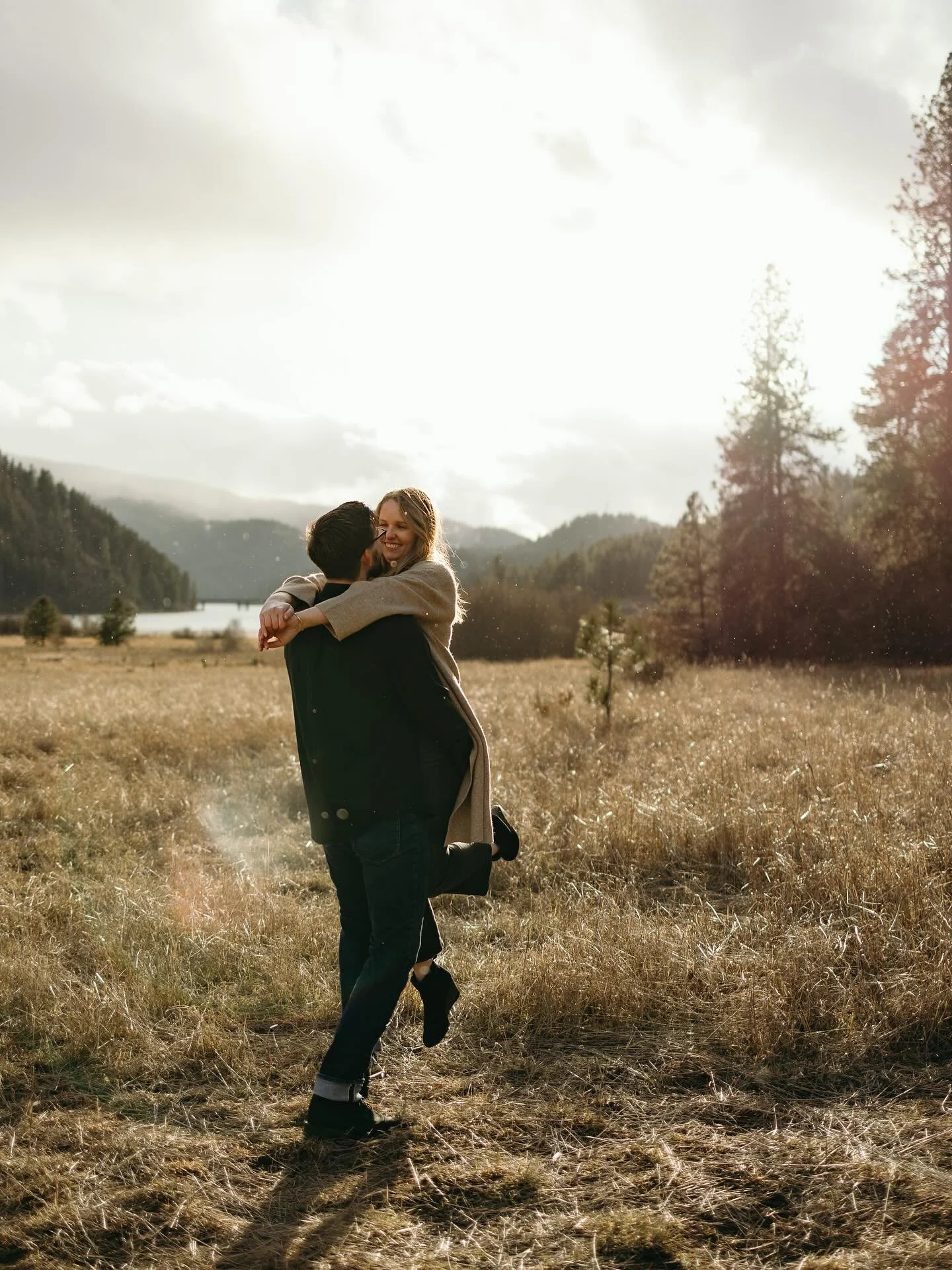 Counting down the days until Brittany &amp; Ryan&rsquo;s Castle &amp; Key wedding! 

Currently based in Idaho, this Kentucky bride is excited to show off her beloved home state and also incorporate Idaho traditions into her wedding. Guests will get a