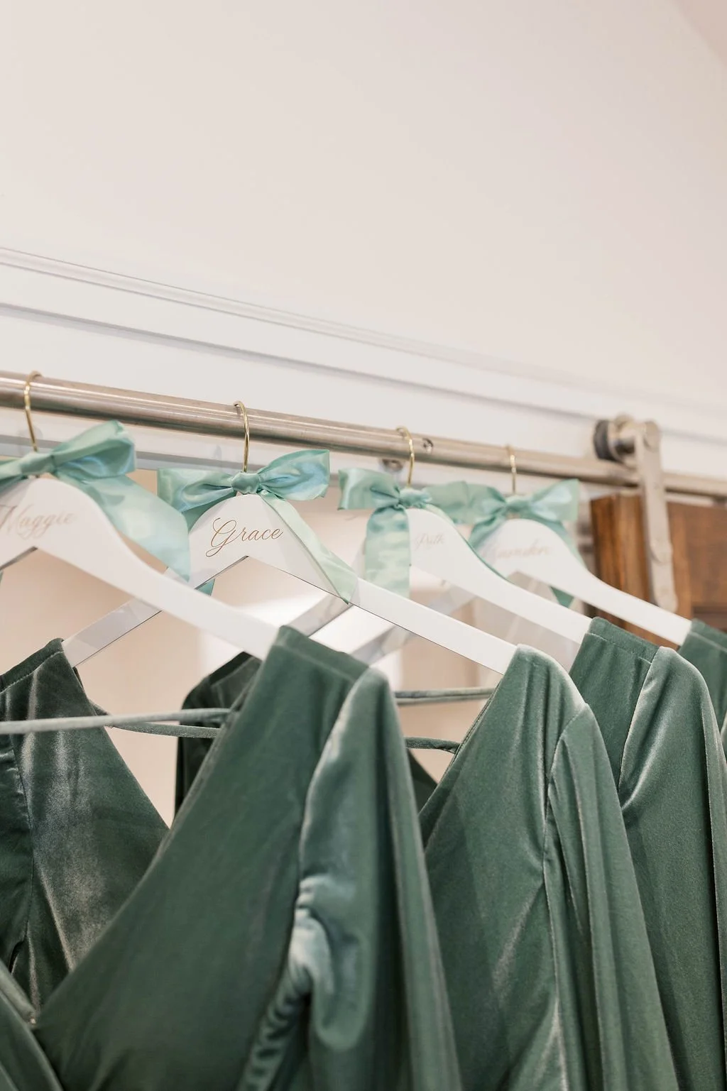 Details&GettingReady-25.jpg