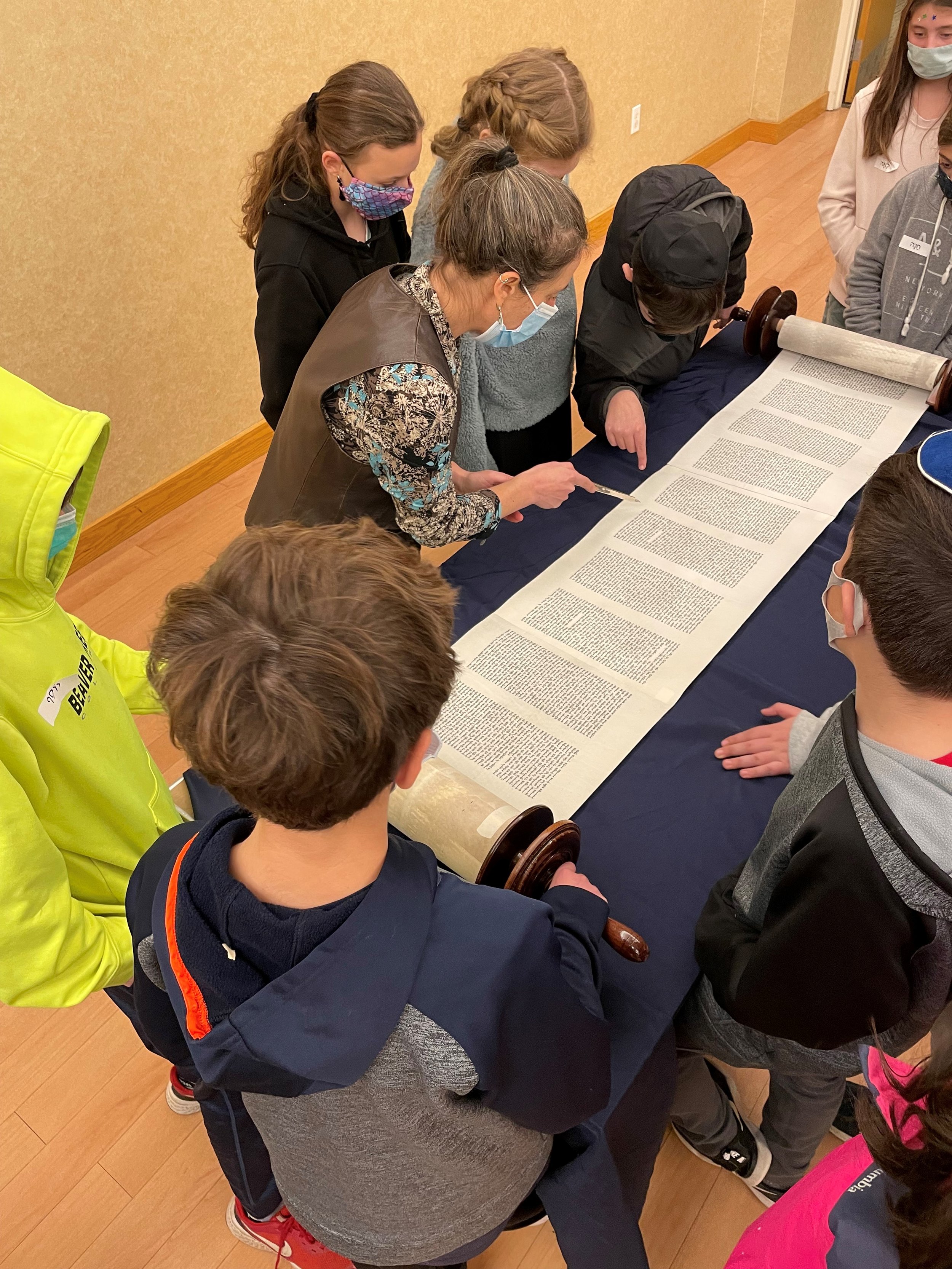 Looking at Torah Workshop Westchester Can Use Picture Public.jpg
