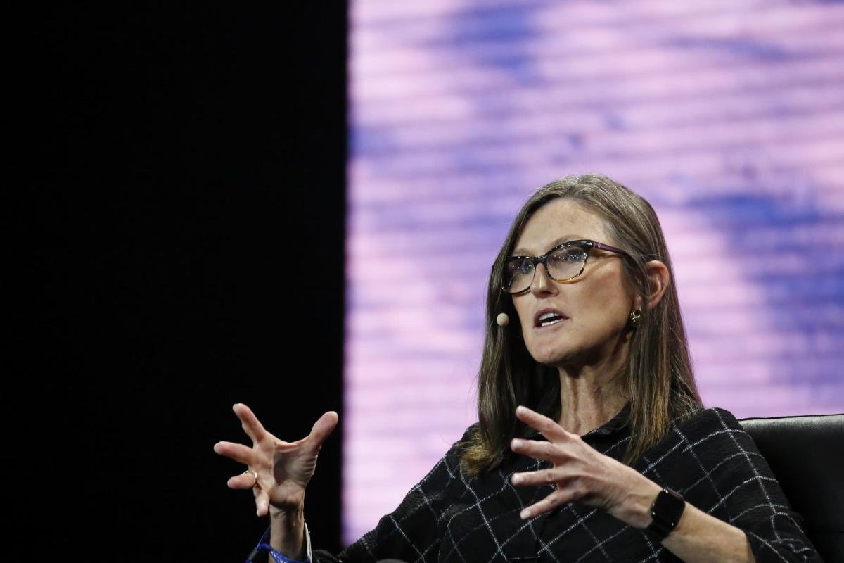 This Fidelity Fund Quietly Beats Cathie Wood At Her Own Game