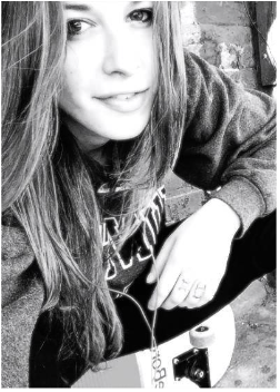 TAYLOR MICHELLE GERARD- CREATIVE STRATEGY LEAD.png