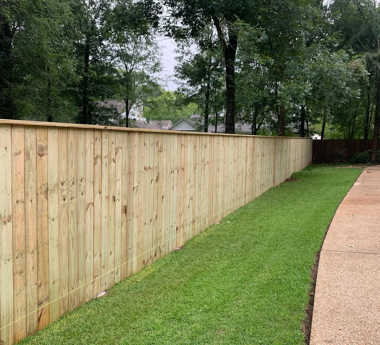 Large custom designed fences and original picket fences with caps, we are here to get you your privacy and protected areas at your homes. 

#BattleBuildDesigns #timberconstruction #Fences #ExteriorConstruction #Build #TeamBuild #TeamBuildOCR #StrongT