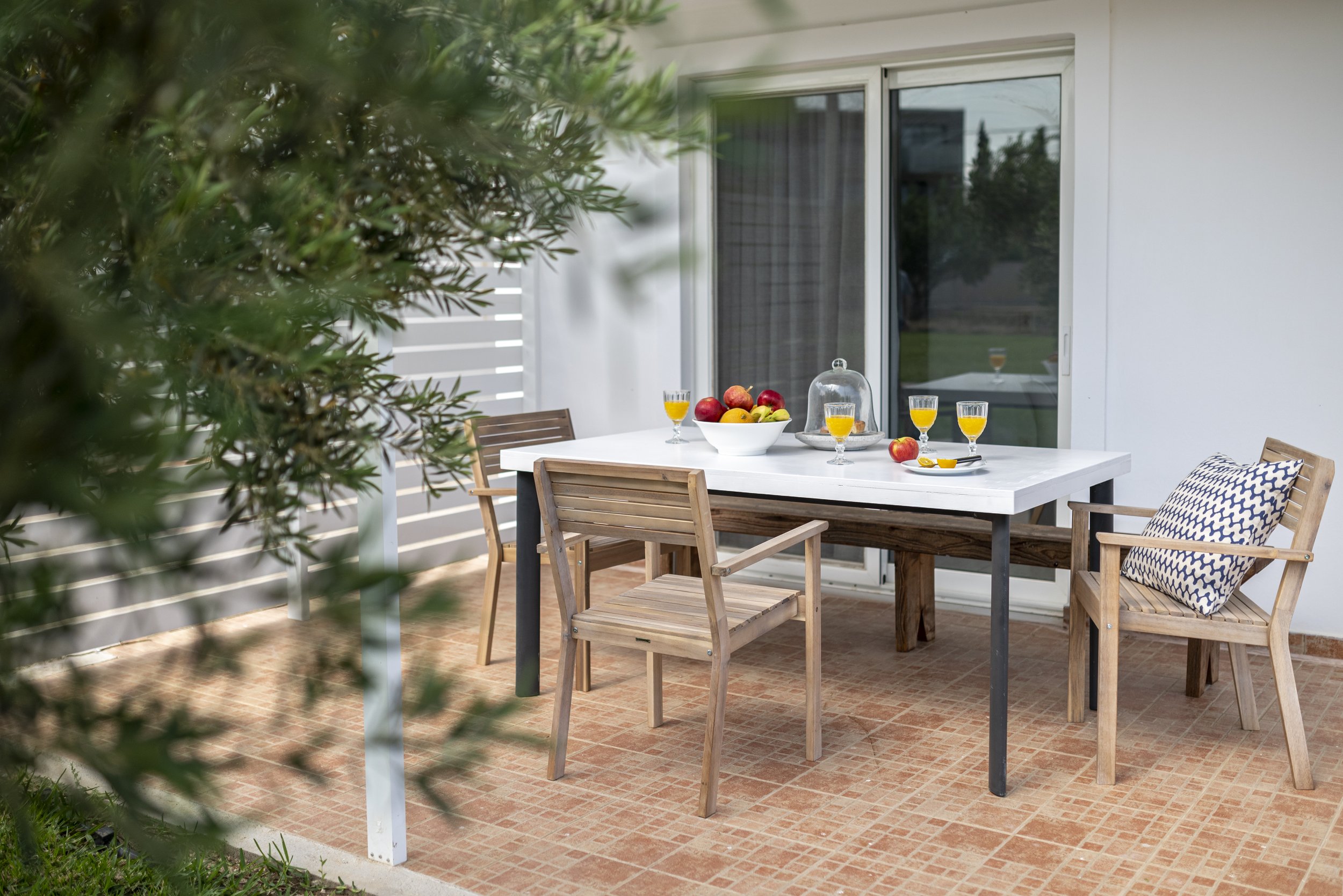 (1) 7_intro pic 1.JPG