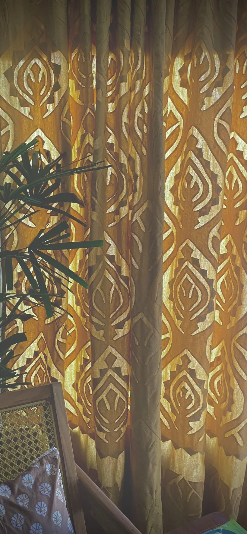 trends in home decor 2024 - ralli or rilli curtains