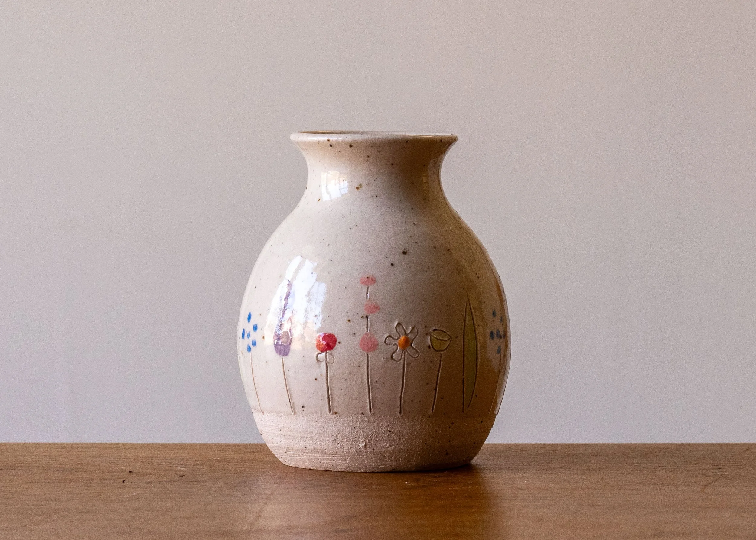 White Handmade Pottery Bud Vase with Midsummer Flower Design,view 2.jpg