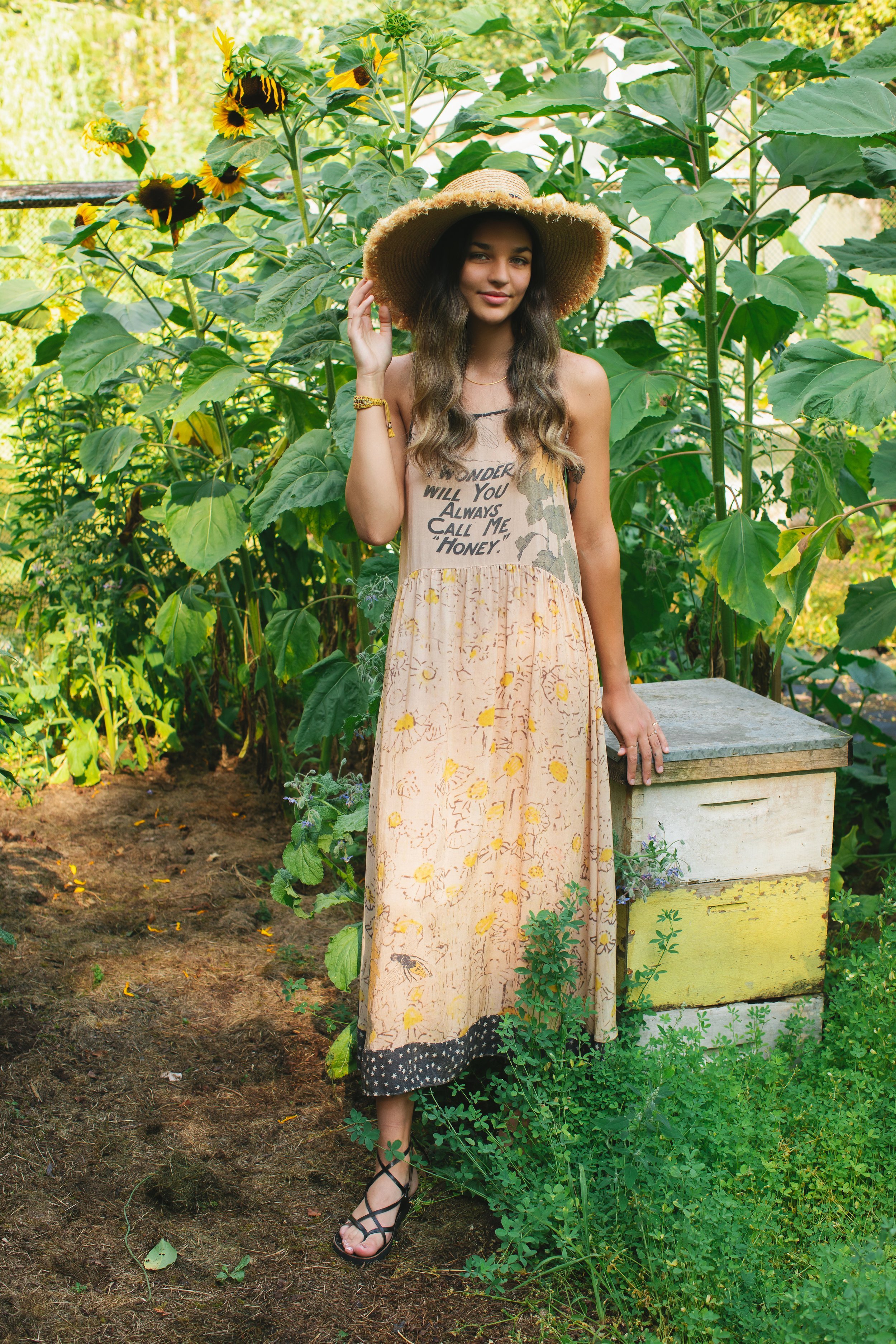 Sarah-Bowman-Portraits-Photography-market-of-stars-will-you-always-call-me-honey-2.jpeg
