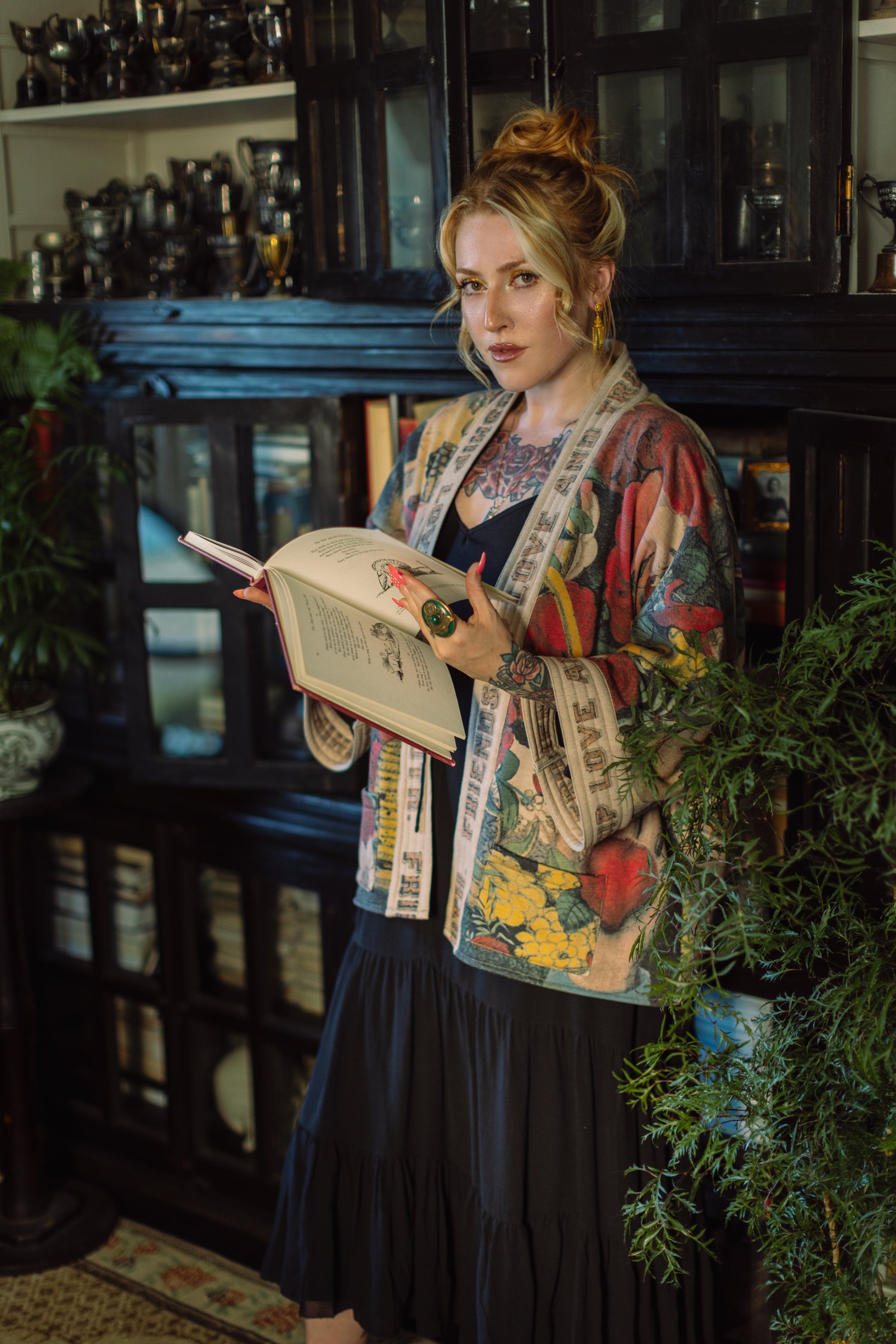 Sarah-Bowman-Portraits-Market of Stars - Friendship Loive Truth Cottage Jacket-16.jpeg