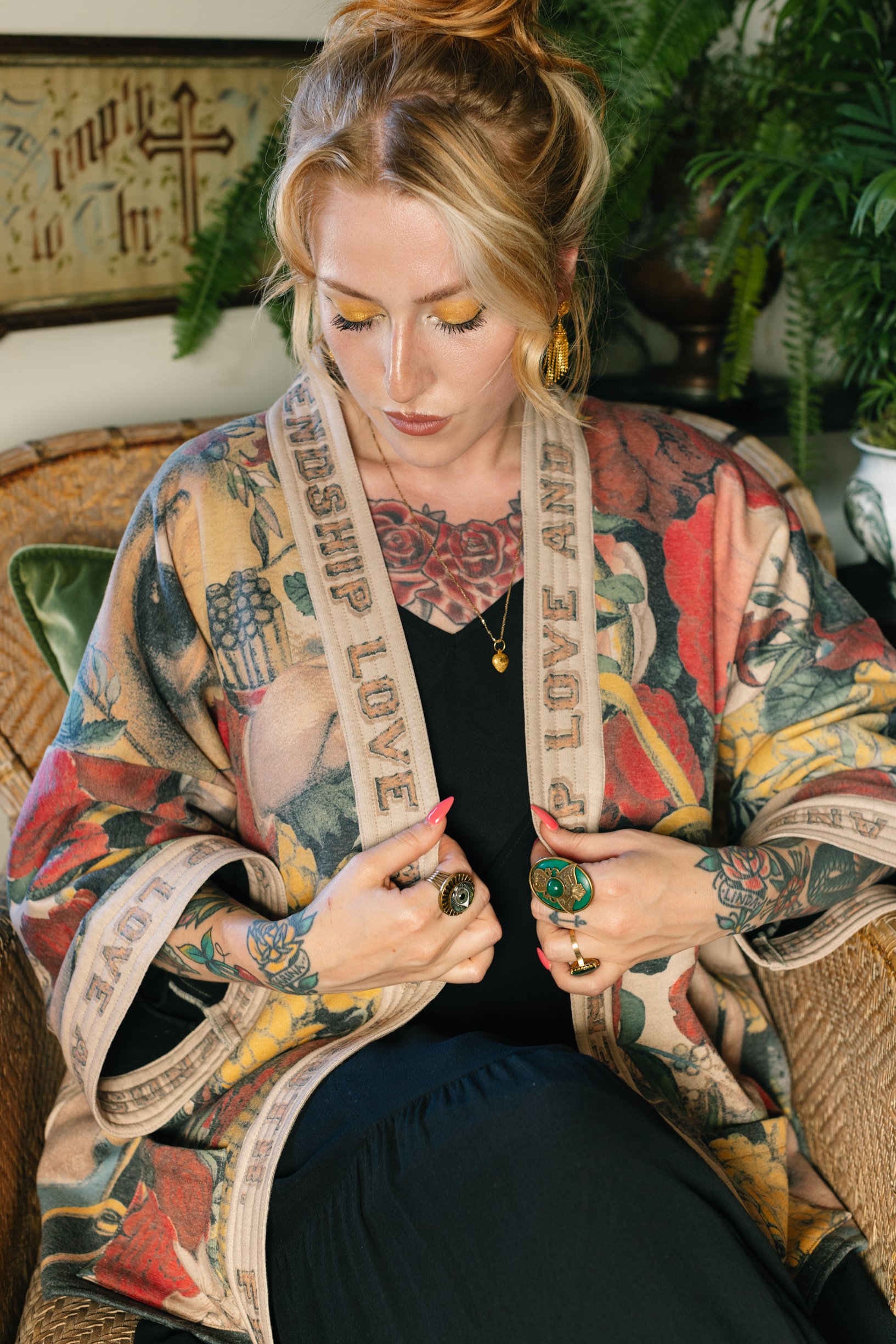 Sarah-Bowman-Portraits-Market of Stars - Friendship Loive Truth Cottage Jacket-4.jpeg