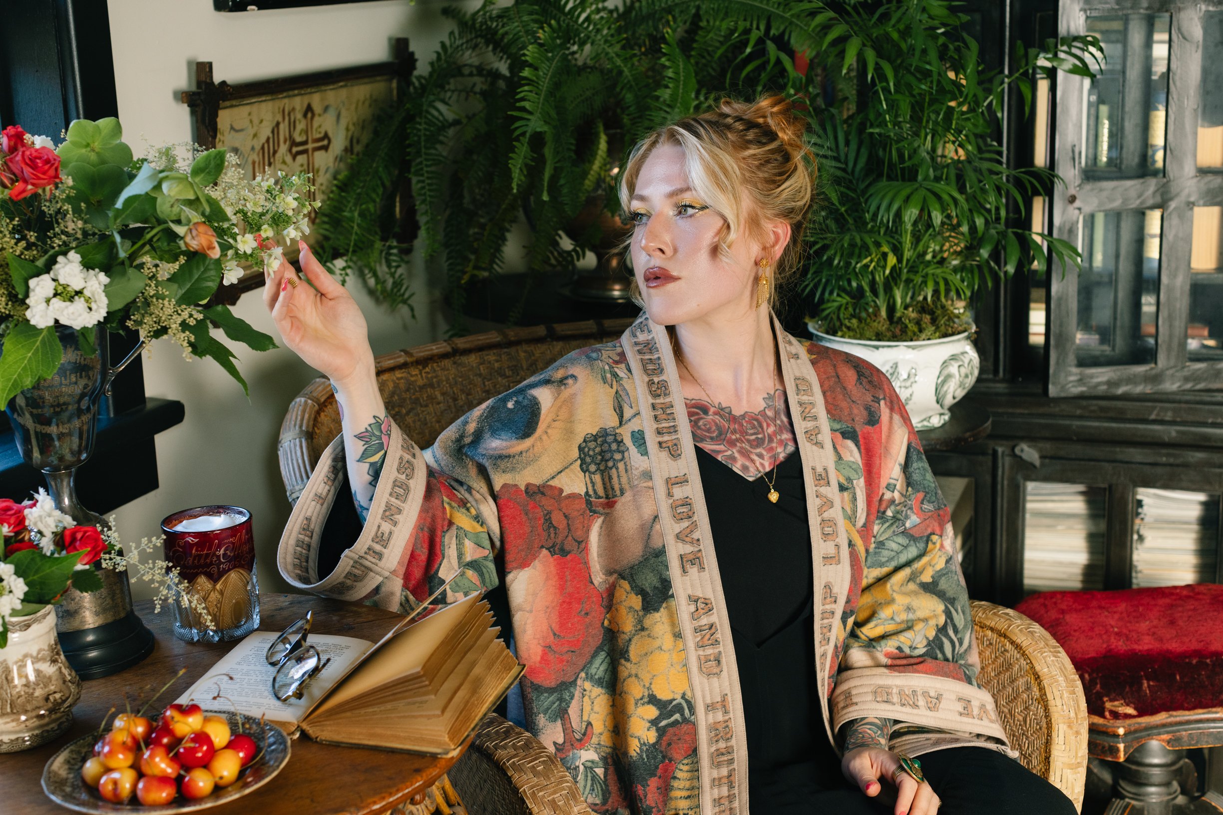 Sarah-Bowman-Portraits-Market of Stars - Friendship Loive Truth Cottage Jacket-5.jpeg