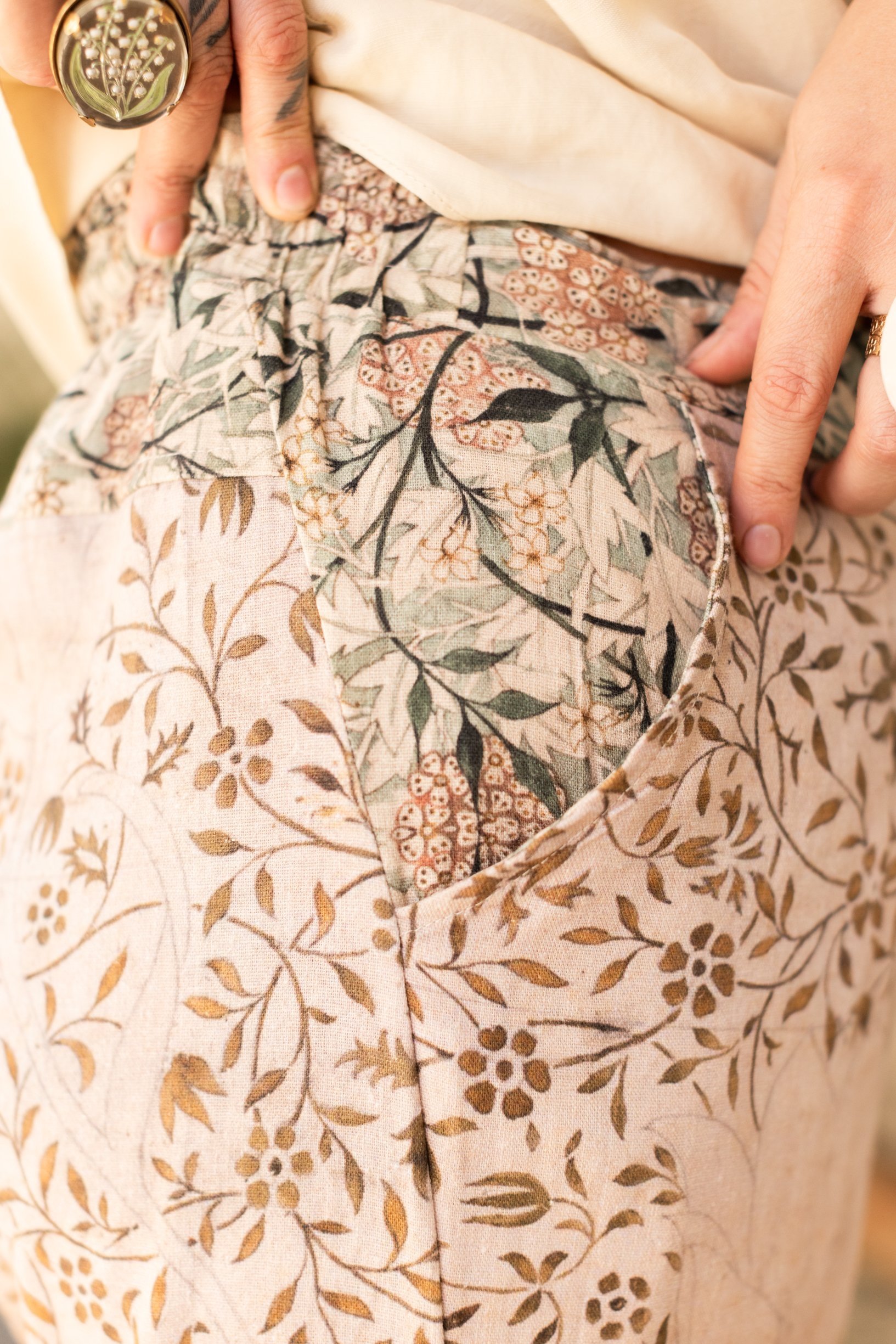 Sarah+Bowman+Portraits+-+Market+of+Stars+-+Folklore-21.jpg