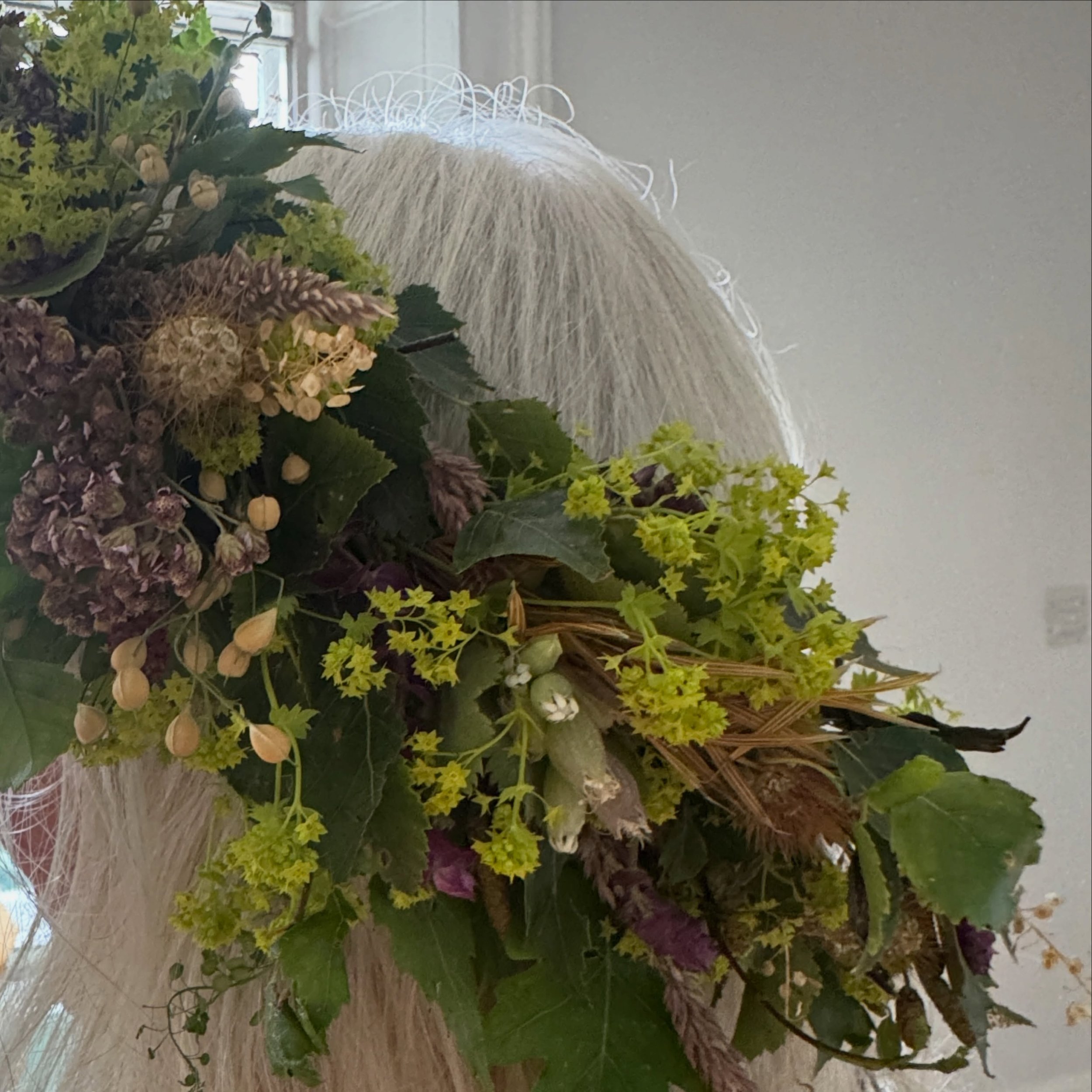 Coming up on June the 13th!

Get ready for midsummer 💚💫🌿🌼🧚🏽

Join the wonderful Helen of @greenshedflowers and I at the A.K. Bell library in Perth @cpklibraries for a magical workshop, creating floral crowns and discovering the healing benefits