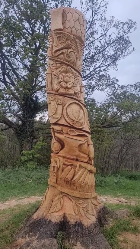 'The Sheffield Scroll' by Yorkshire Carver - Firth Park