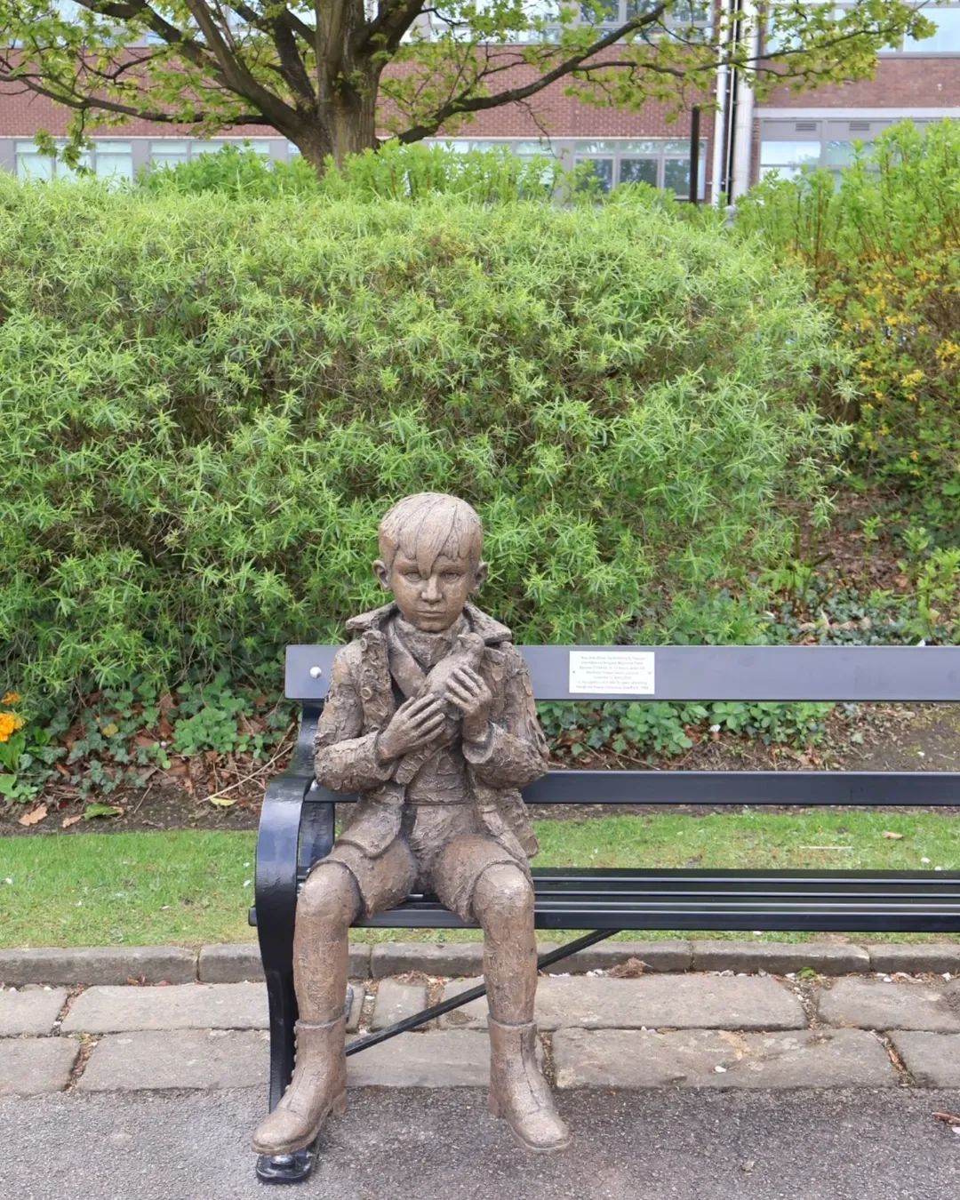 'The Boy with Dove' by Anthony Padgett - Weston Park