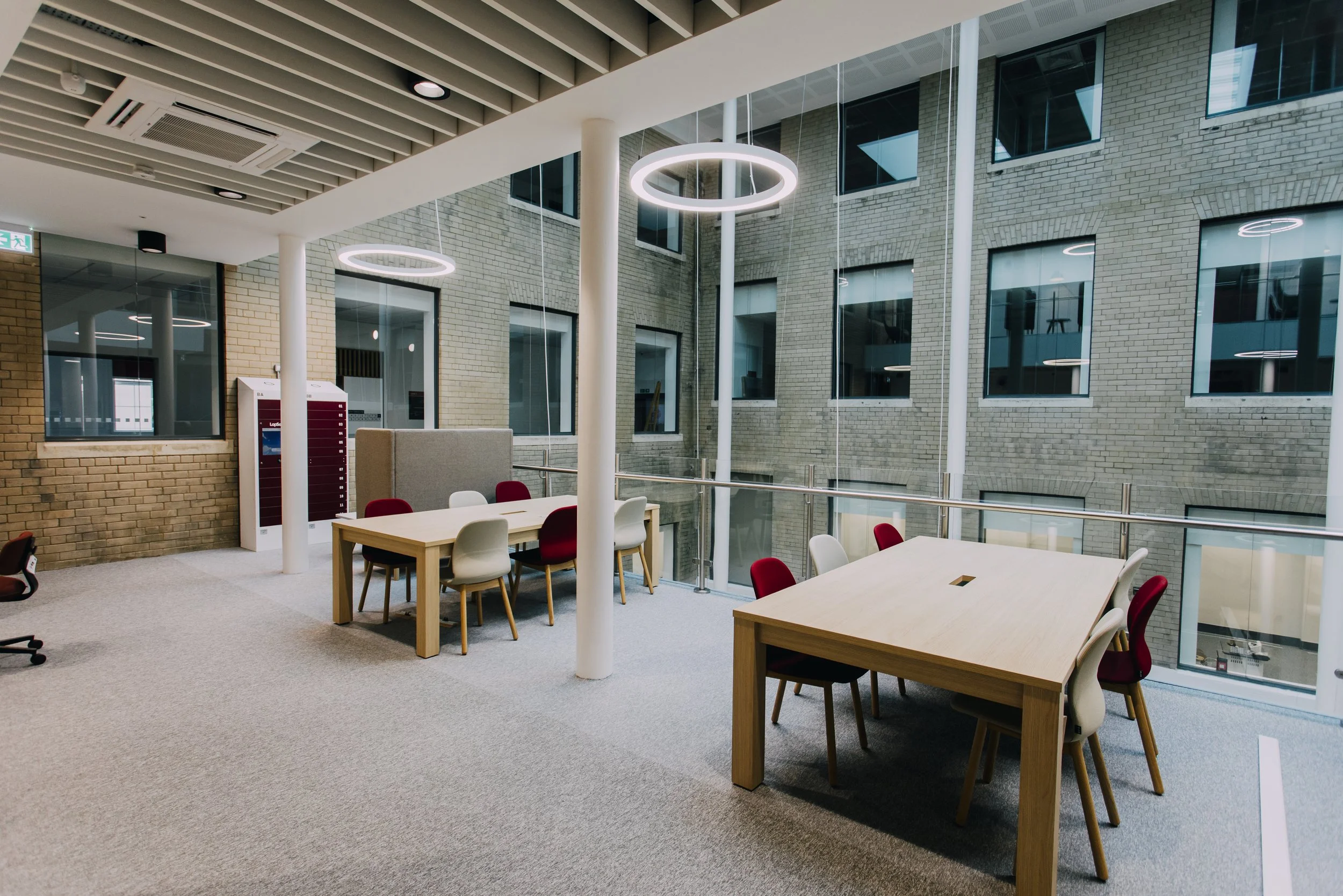 Barnsley college - LRC Space 2.jpg