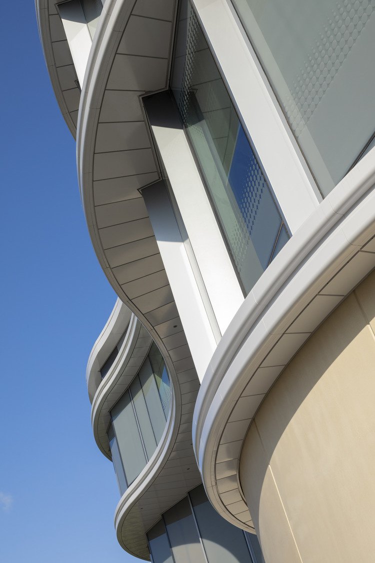 The_Wave_Exterior_design.jpg