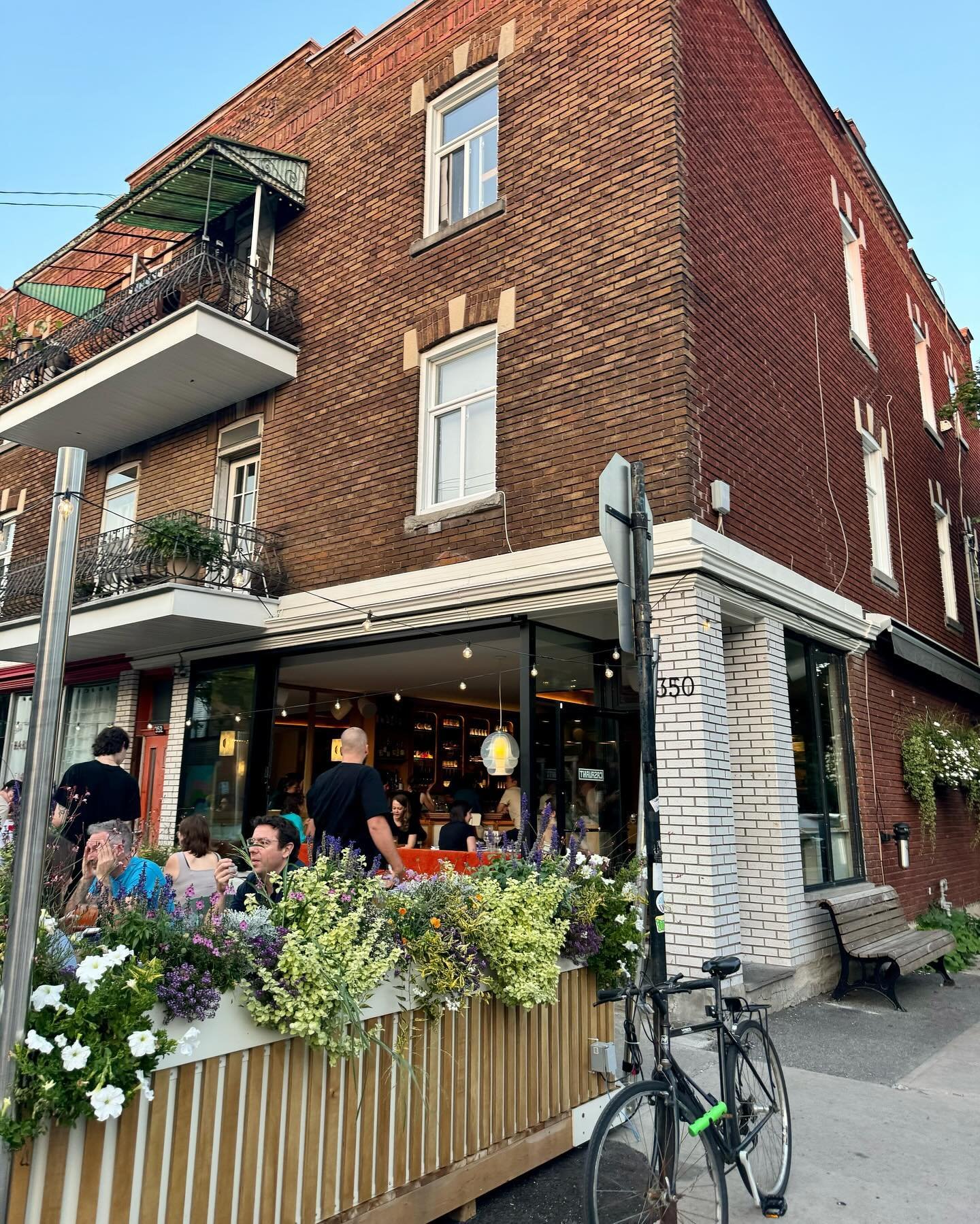 Bits of Montr&eacute;al 🤸&zwj;♂️🌼