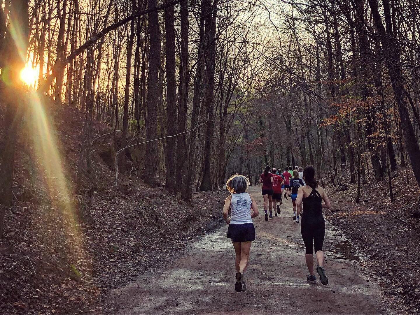 Tuesday Night Trails! Tonight at @redmountainpark at 5:45. We are stoked to sponsor this event with @runbuts, @alabamaoutdoorsofficial, and @thefullponte. There are six pace groups to provide a range that best fits you! We would love to see you there