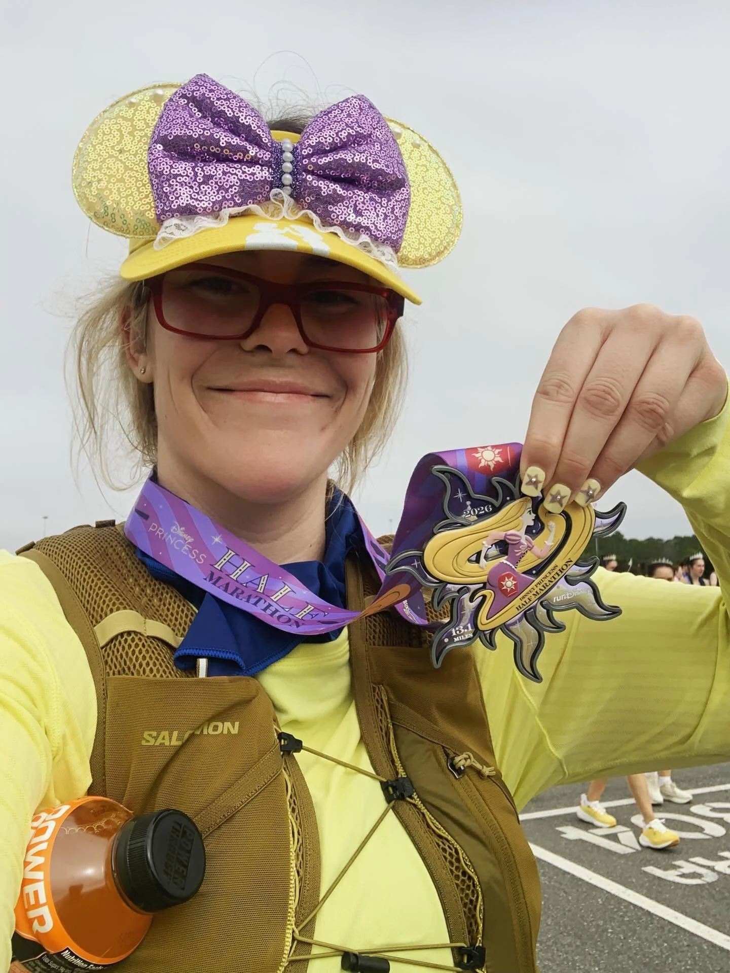 Medal Monday just got blingier with the Princess Half! Congrats to Morgan on completing this race AND her longest distance yet! No better place to distance PR than this magical race! 

#artofrunning #adventuringonroadsandtrails #medalmonday #halfmara