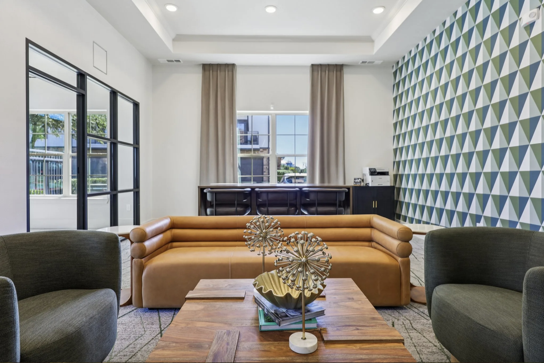 Vine+Vail - leasing center 2.png