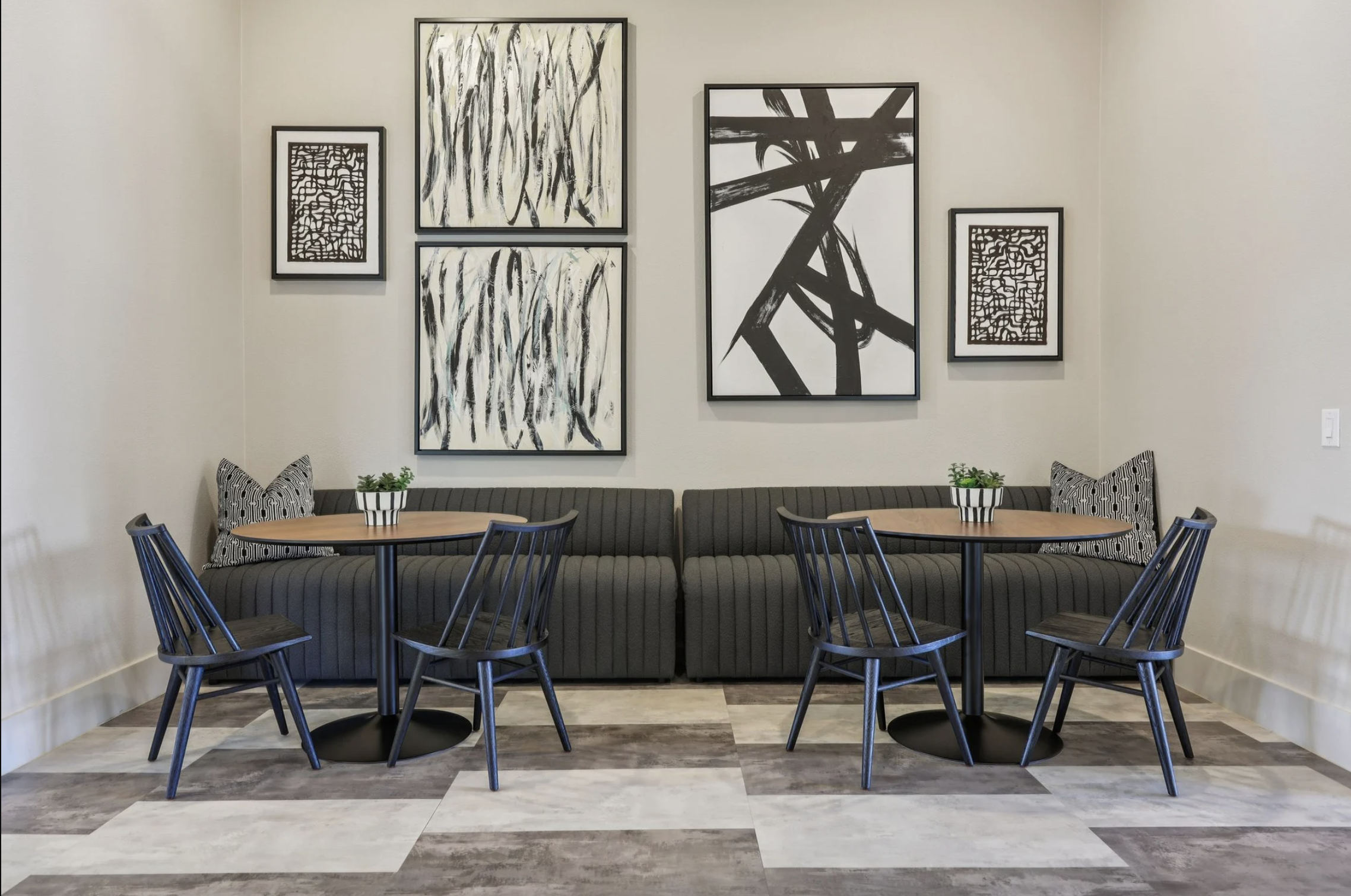 Vine+Vail - sitting area.png