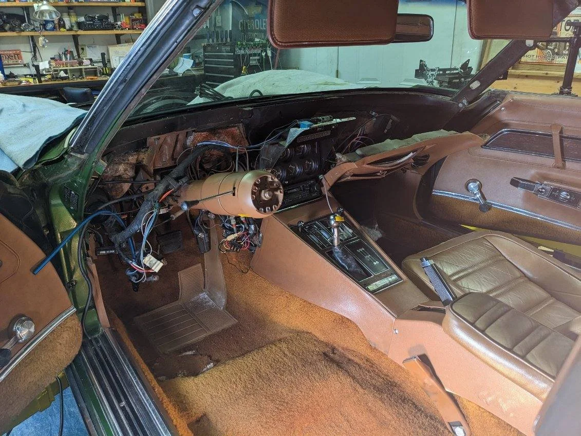 Corvette interior before .JPG