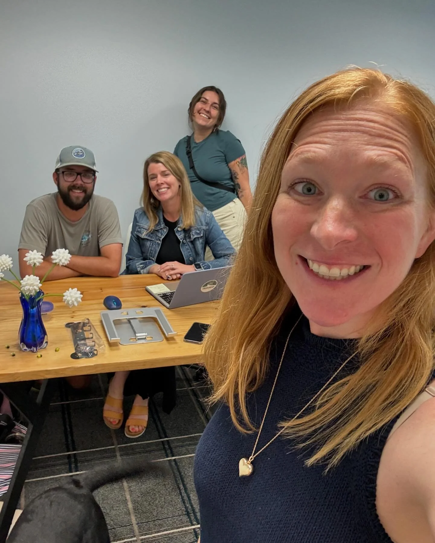 This team. These people. That wagging tail. ❤️ just another day surrounded by amazing therapists who are devoted to supporting our South Shore community.🥰
