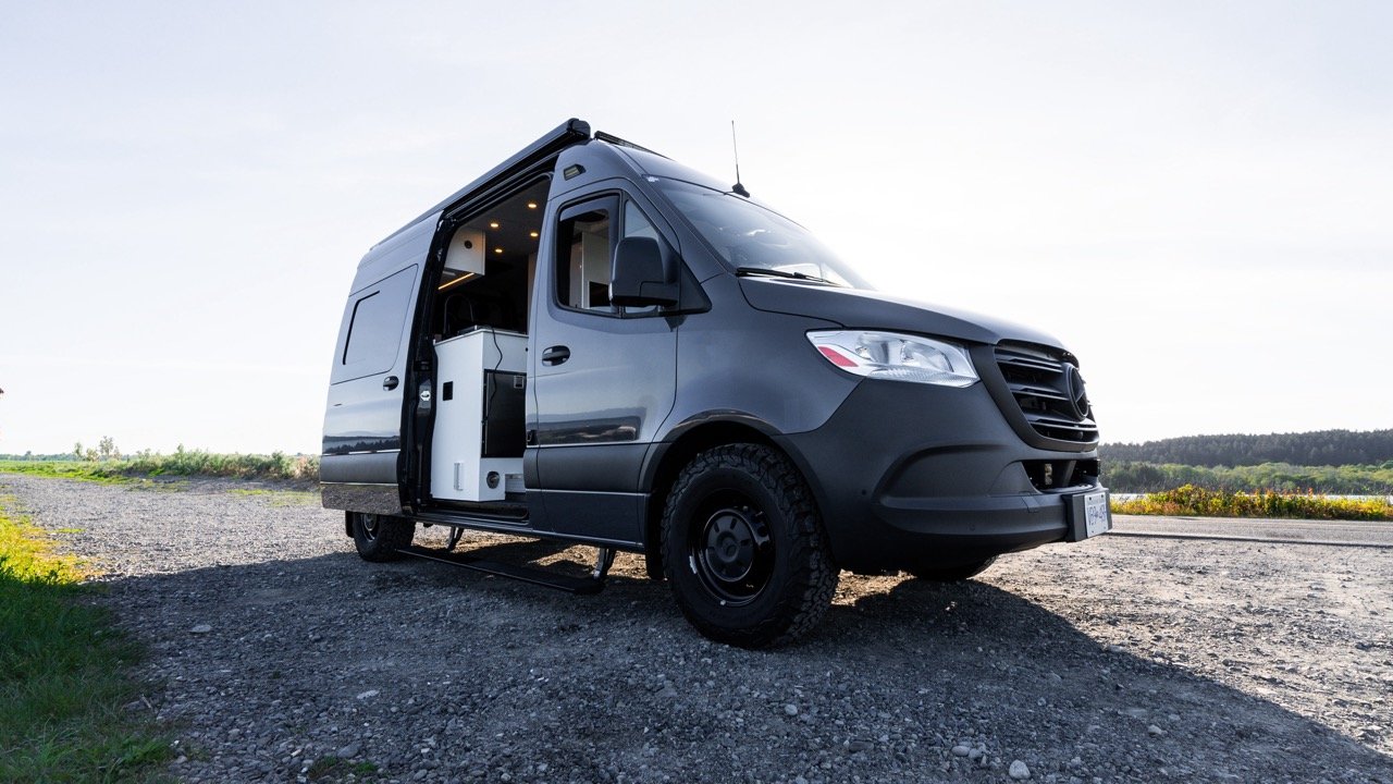ApexVan1(exterior)-1 Large.jpeg