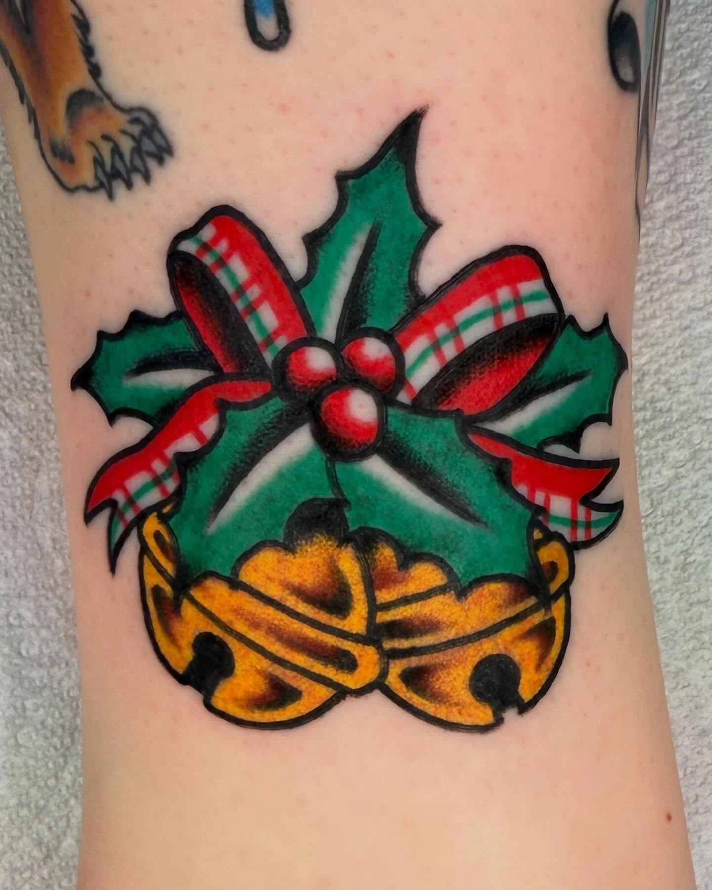 Tis the season 🎄🔔🎁 made at @showtimetattooco