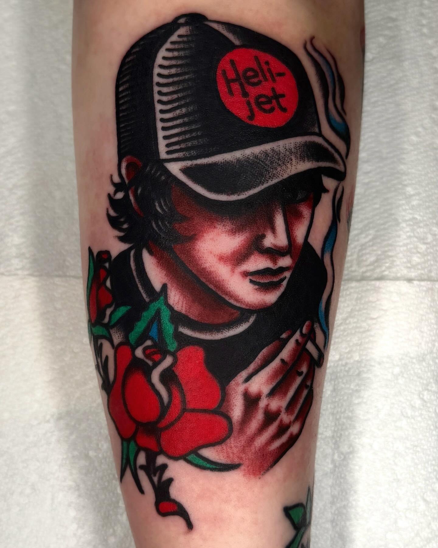 Elliott Smith 🕊️🌹 made at Vancouver&rsquo;s @showtimetattooco 🌹🌹