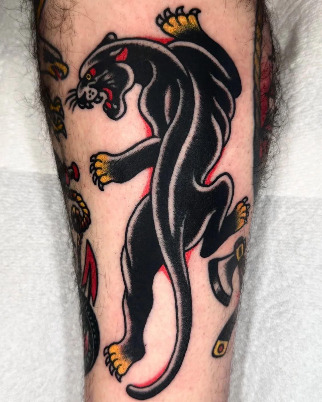 Meow 🐈&zwj;⬛ made at 🎲🎲 @showtimetattooco 🌹