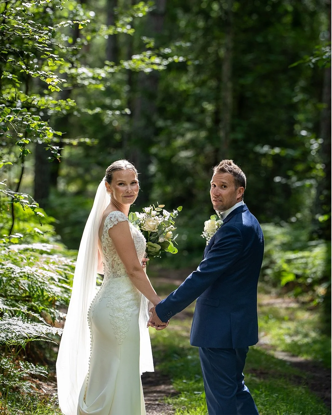 Ingegerd & Fredrik 💞 Så mycket kärlek här!
Vad tycker du är det finaste på ett bröllop?
.
.
WWW.MEPHOTO.STUDIO
.
.
#brölloppååland #ulfsbygård #lemlandkyrka #moeineshghiphotography #ål