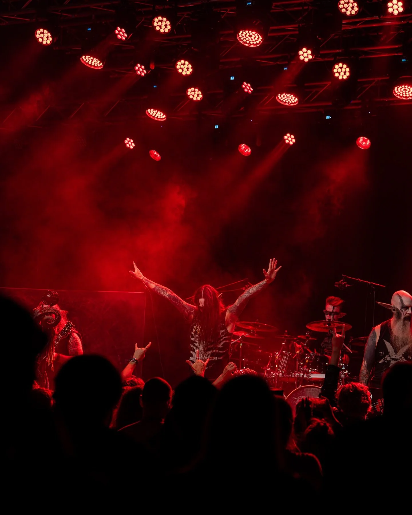 @finntroll_official 
.
.
WWW.MEPHOTO.STUDIO
.
.
#finntroll #mariehamn #baltichallen #&aring;land #finland #konsert #moeineshghiphotography #metalmayhem #mephoto #musicfestival #fotomoeineshghi