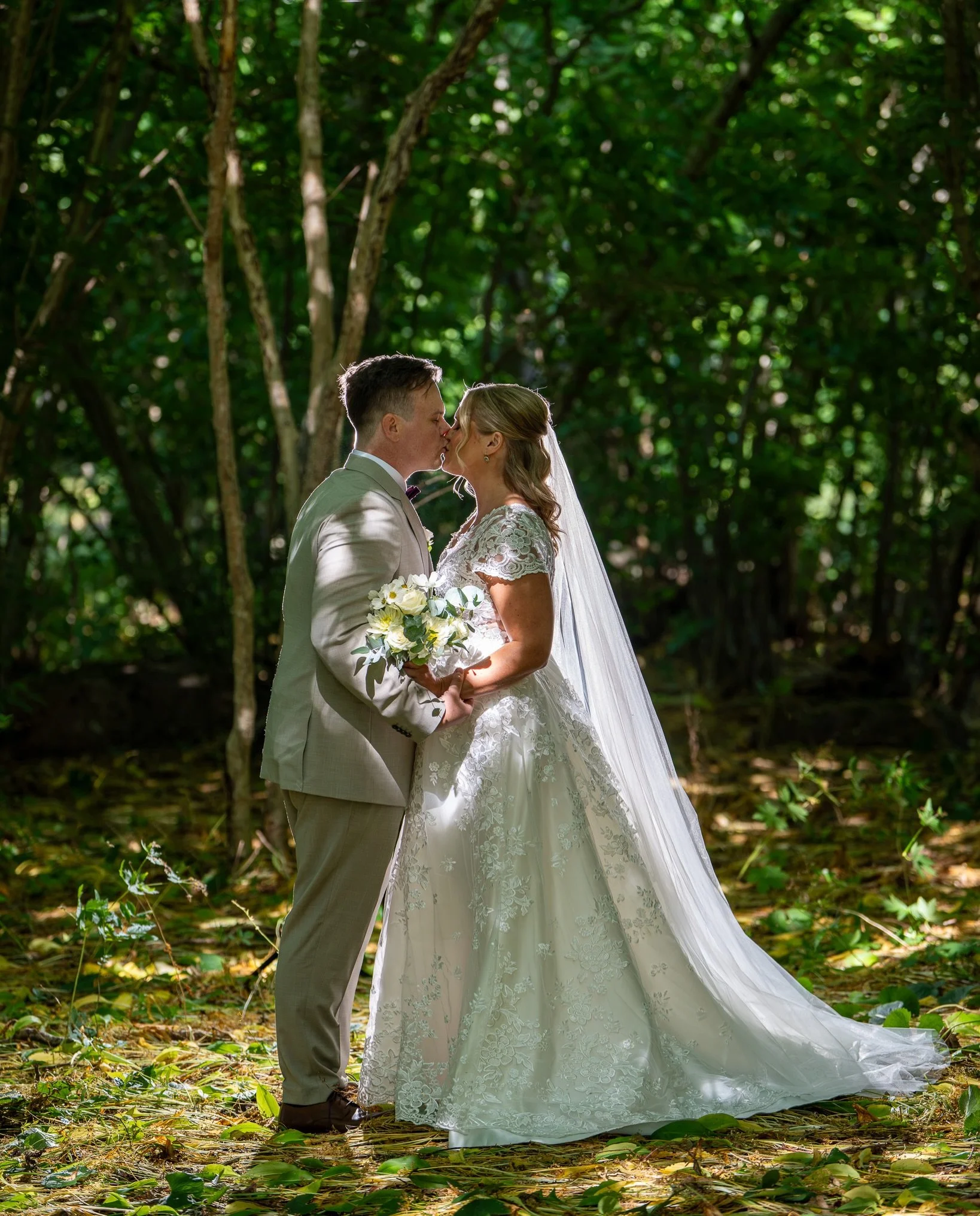 Linn &amp; Oscar
.
.
WWW.MEPHOTO.STUDIO
.
.
#&aring;land #mariehamn #br&ouml;llopsfotograf #moeineshghiphotography #br&ouml;llop