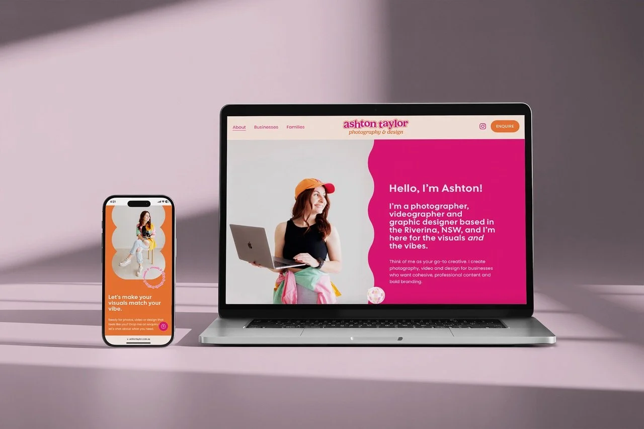 Let me tell you a little secret&hellip; Just because you&rsquo;re creative, doesn&rsquo;t mean you have to do EVERY creative task yourself. 
 
If only I could go back and whisper that to my 5-years-ago-self 😅 
 
I&rsquo;ve had a DIY website since un