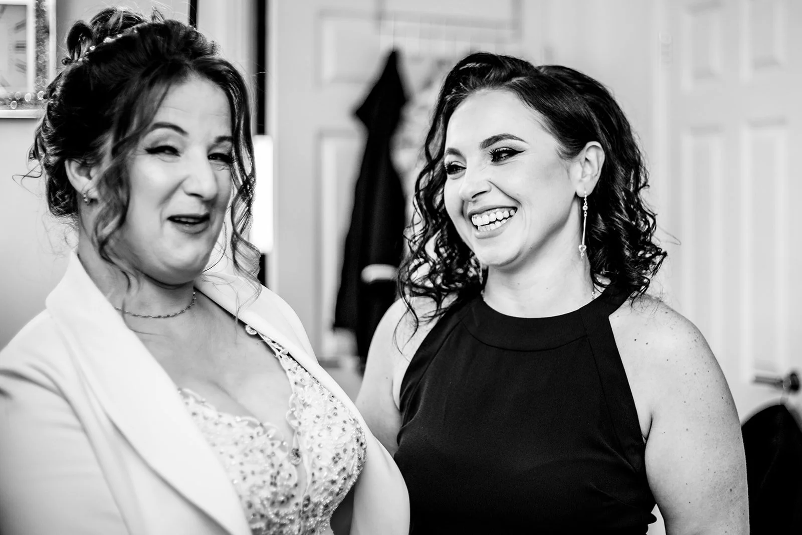wedding-mihaela-and-giani-bw-2.jpg