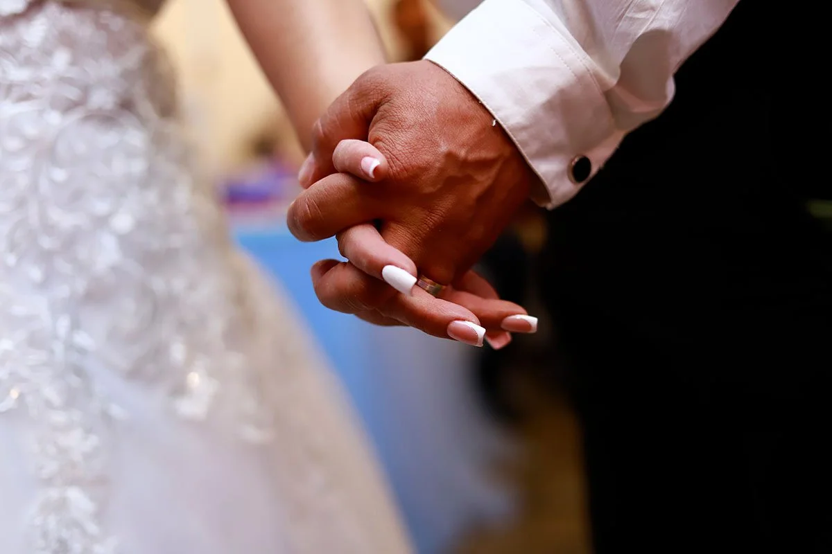 Natural, Candid Wedding Photography in Kettering: A Modern Approach