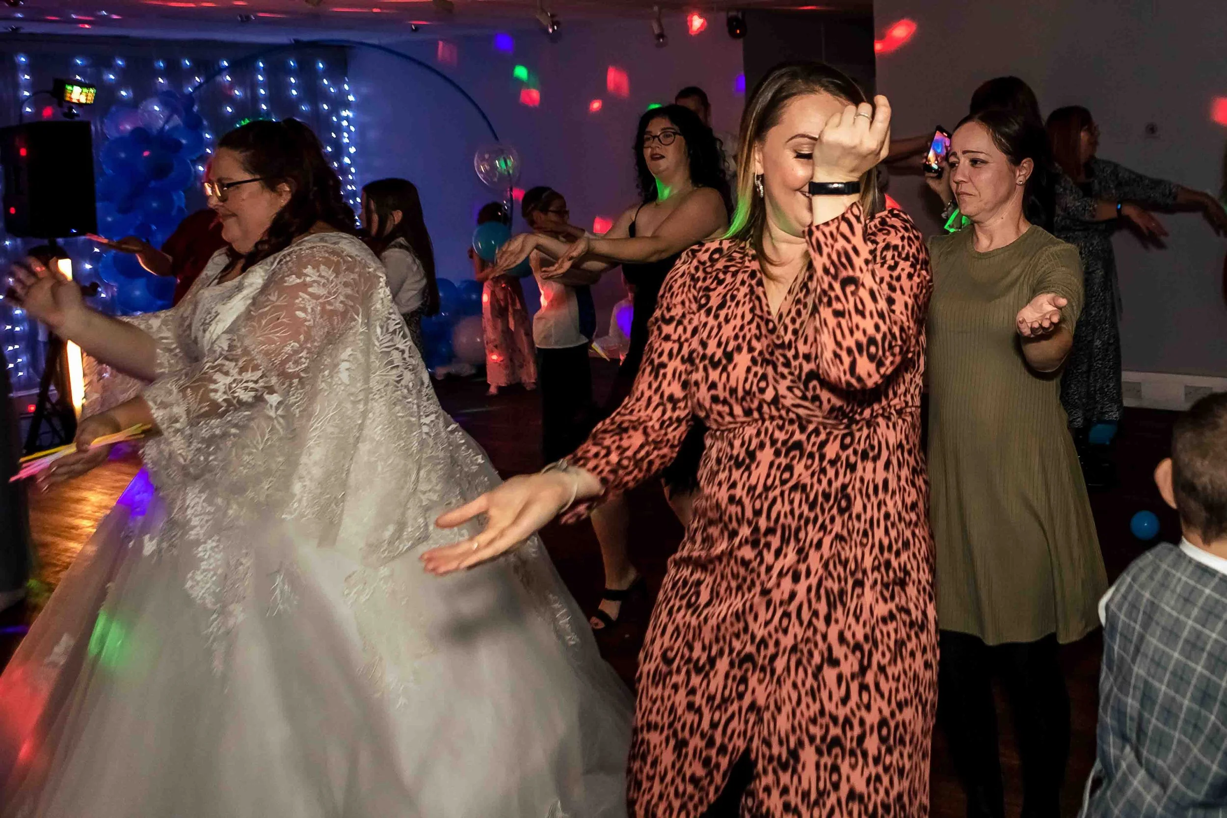 20 Wedding Dance Floor Images from the Reception documentary wedding photographer 3