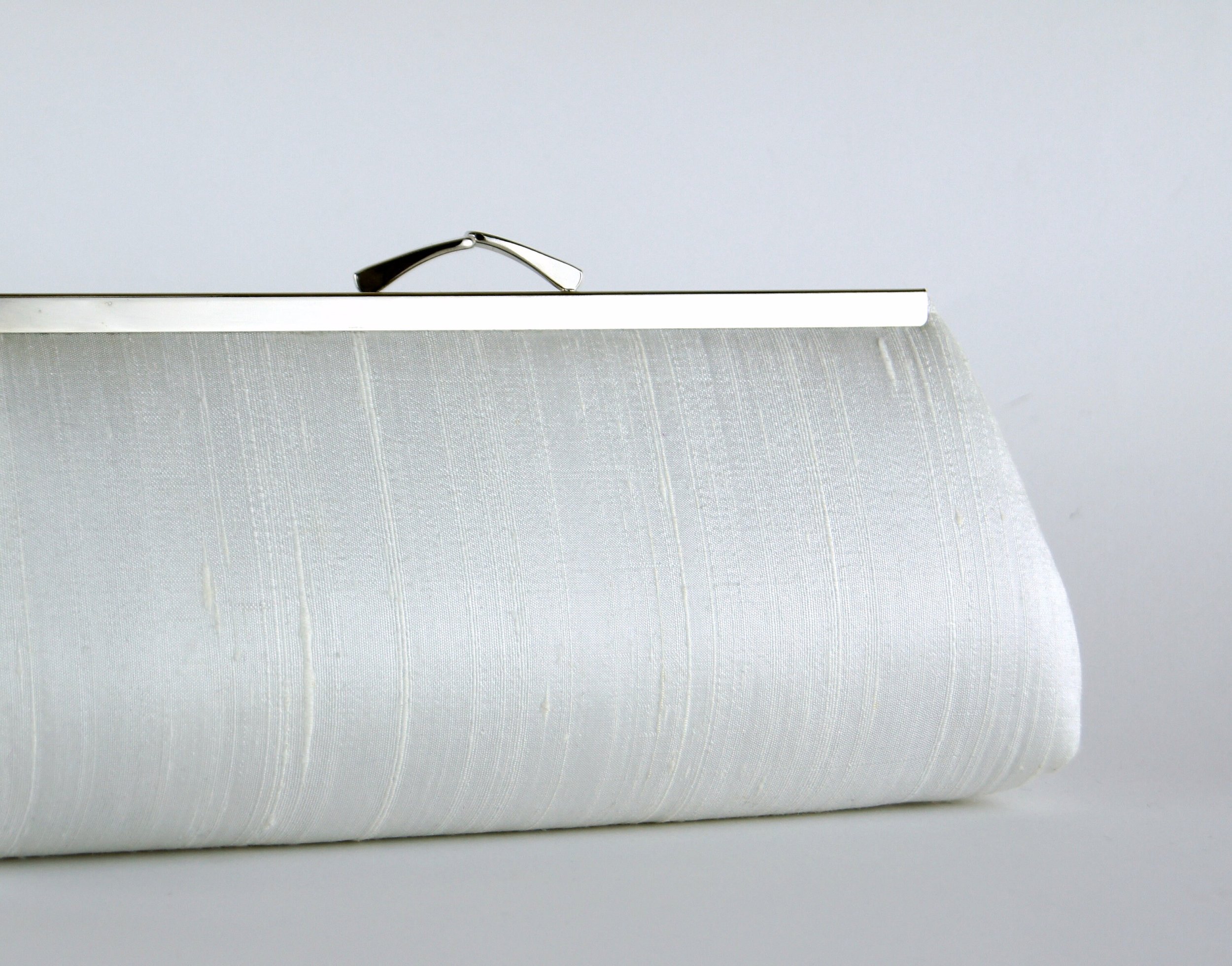 https://i.etsystatic.com/5966661/r/il/09e553/2108150406/il_fullxfull.2108150406_q1vo.jpg