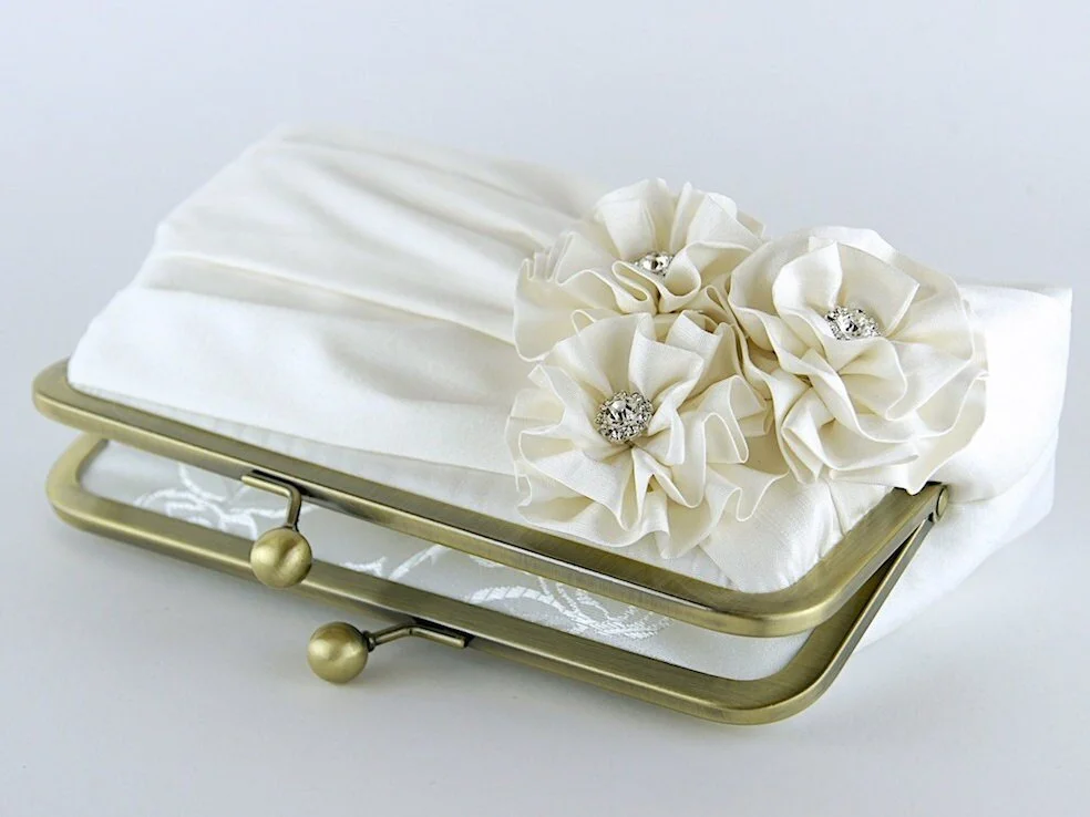 https://i.etsystatic.com/5966661/r/il/852098/758735521/il_fullxfull.758735521_avu1.jpg