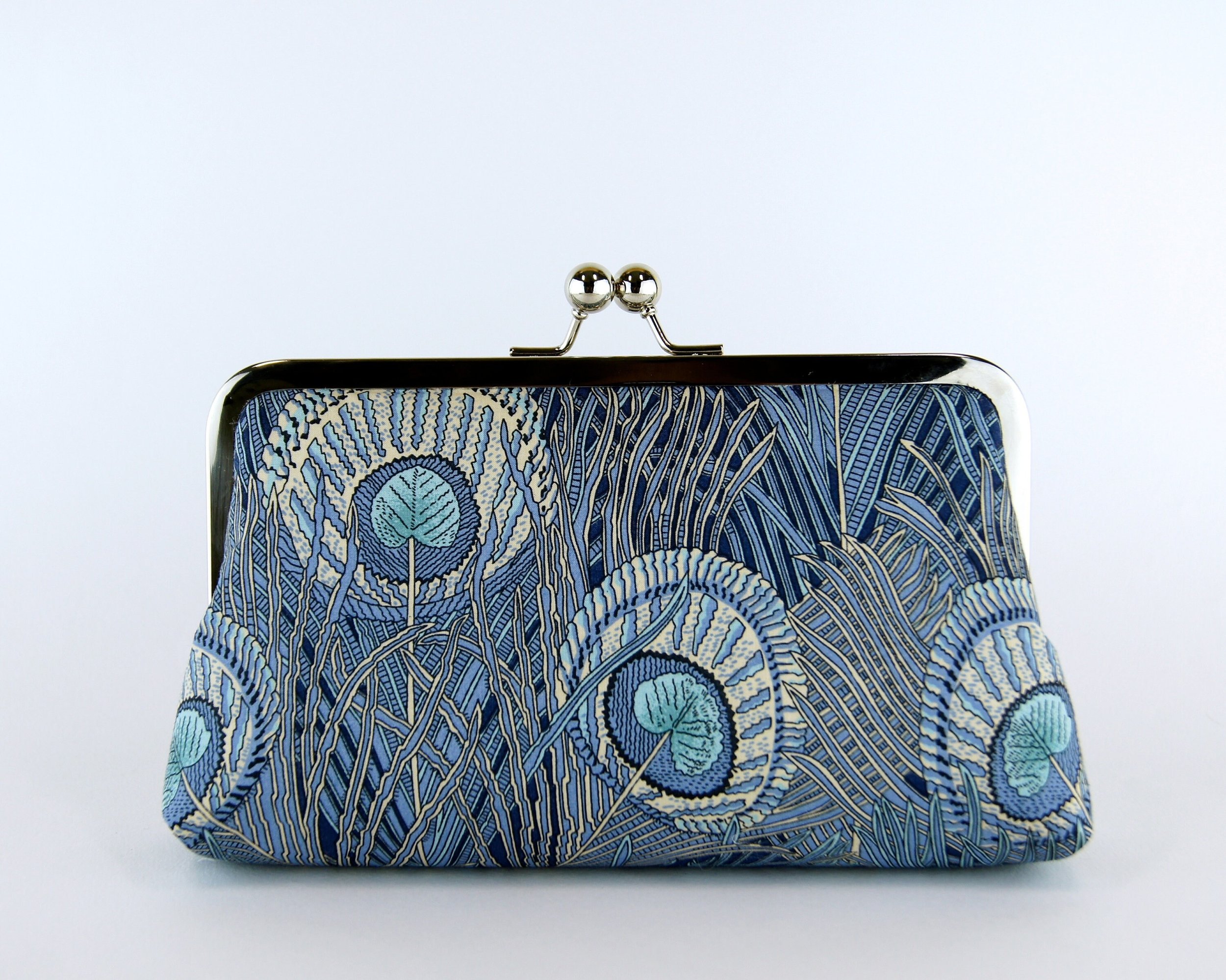 https://i.etsystatic.com/6728444/r/il/9643e2/2126208224/il_fullxfull.2126208224_hk7e.jpg