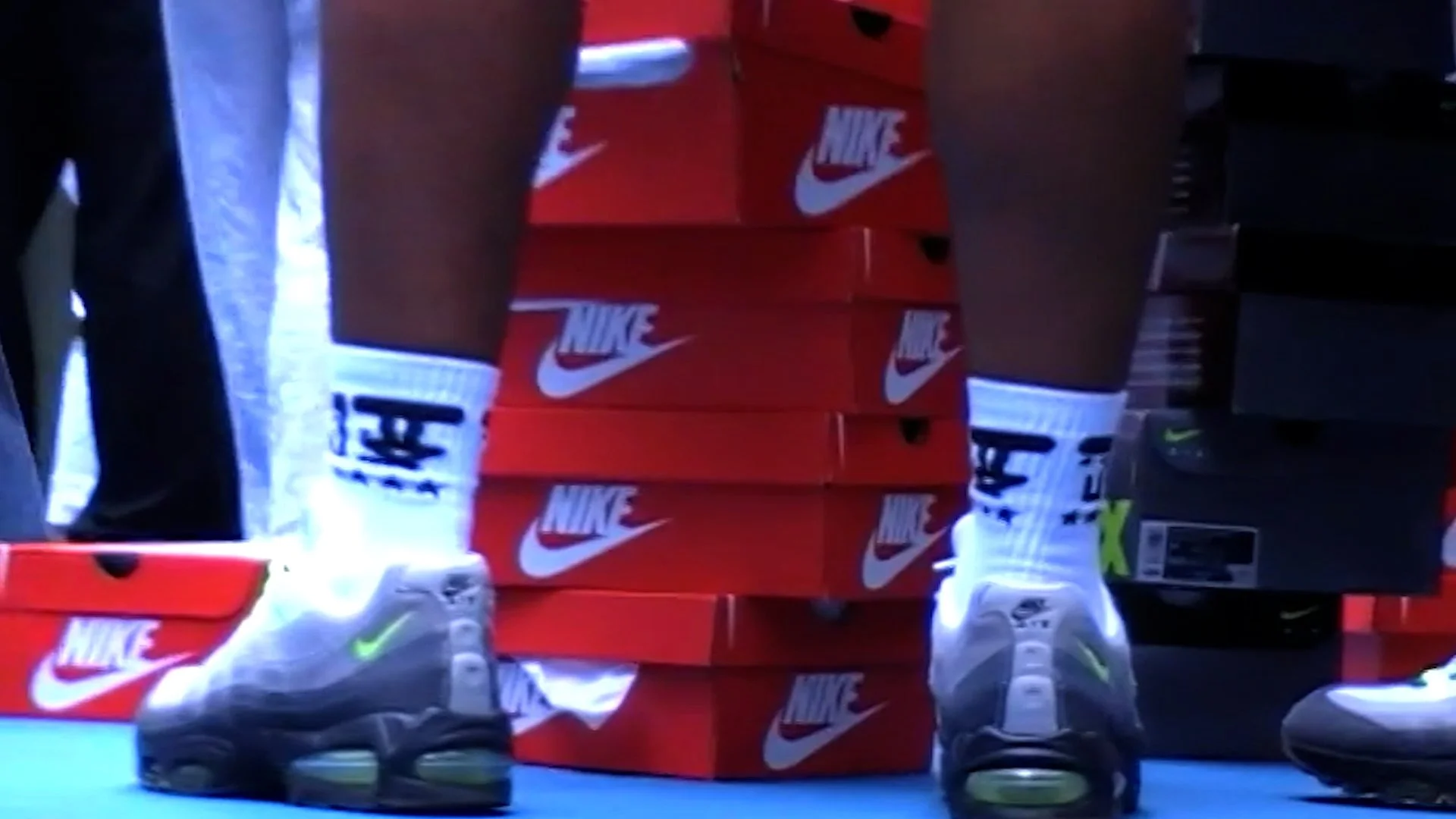 TENNIS COMP - VERSION 2 - V6.00_00_31_03.Still015.jpg