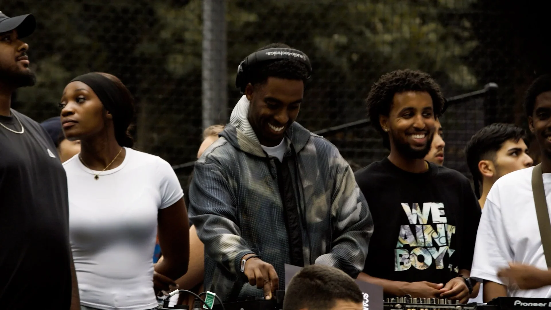 TENNIS COMP - VERSION 2 - V6.00_00_20_14.Still011.jpg