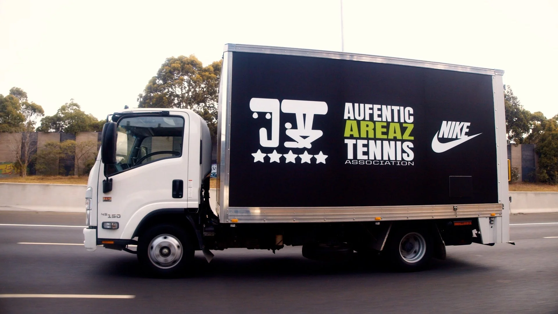 TENNIS COMP - VERSION 2 - V6.00_00_01_09.Still001.jpg