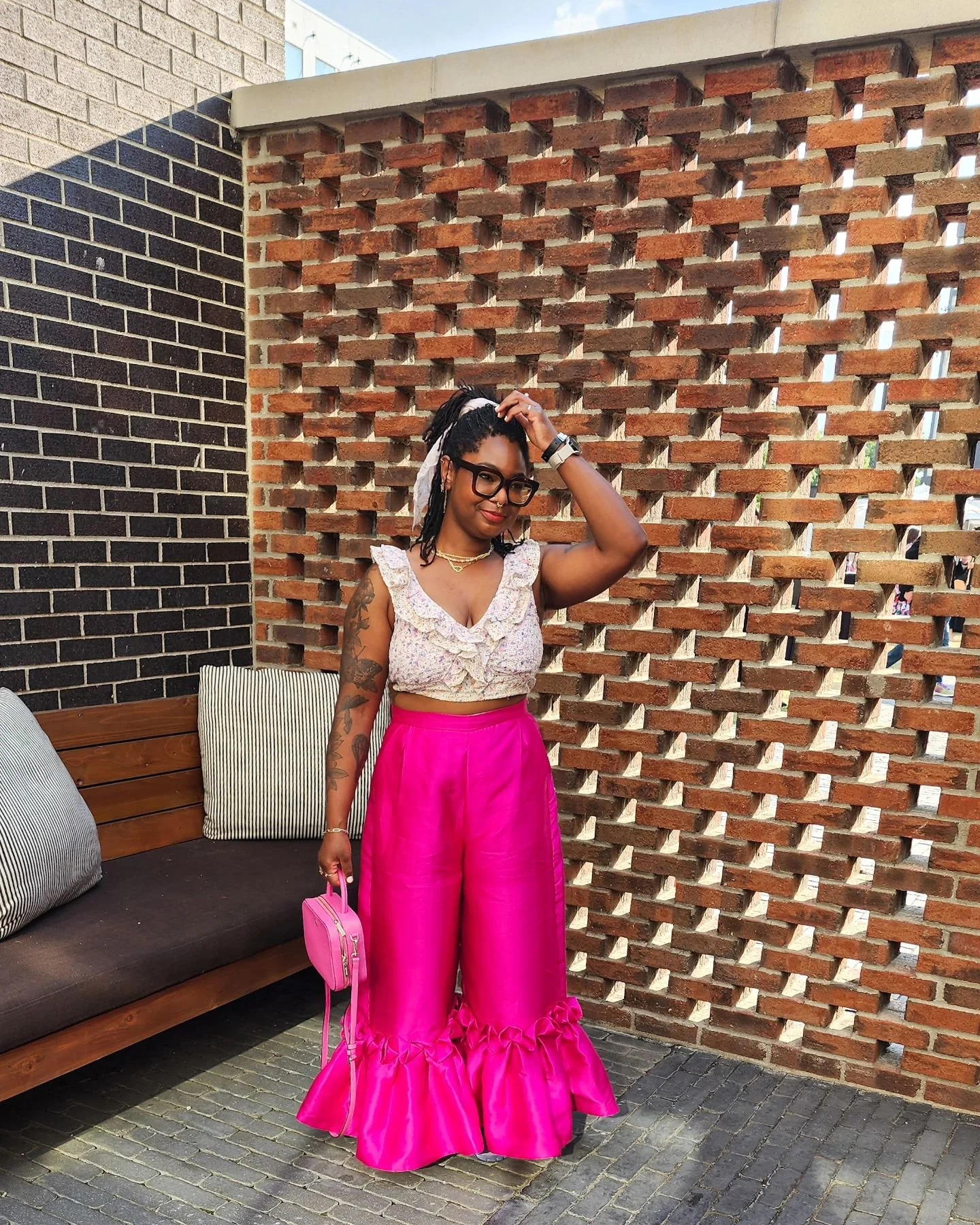 Had a great time at the @thejuntohotel anniversary party yesterday!

Live painting by @alexandravalentinofineart 

Outfit:

Pants @imadeduso_ 
Shirt: @dfwhshop 
purse: @katespadeny via @tjmaxx